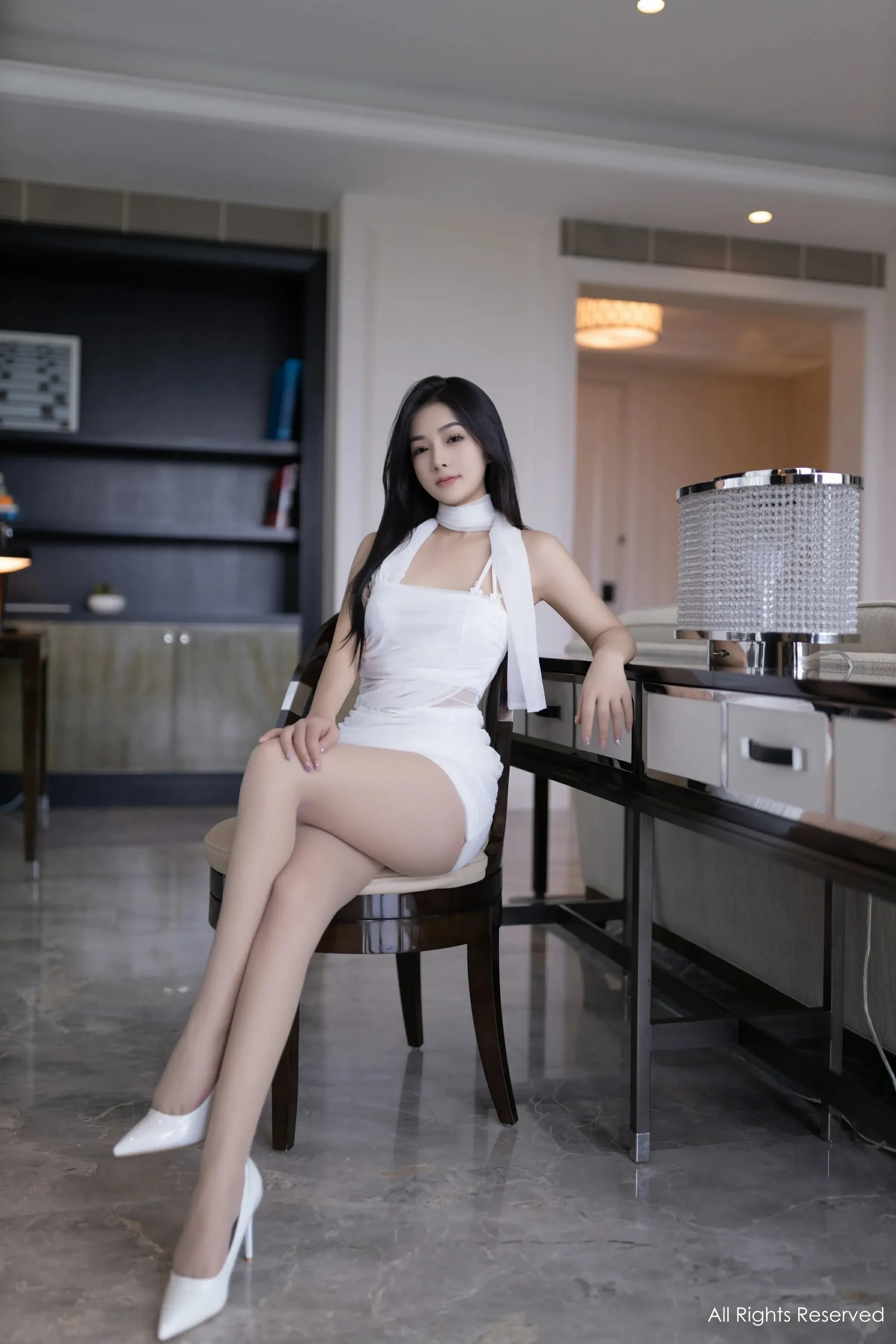  XiuRen 秀人 No.8875 谭小灵 [79P]第2张