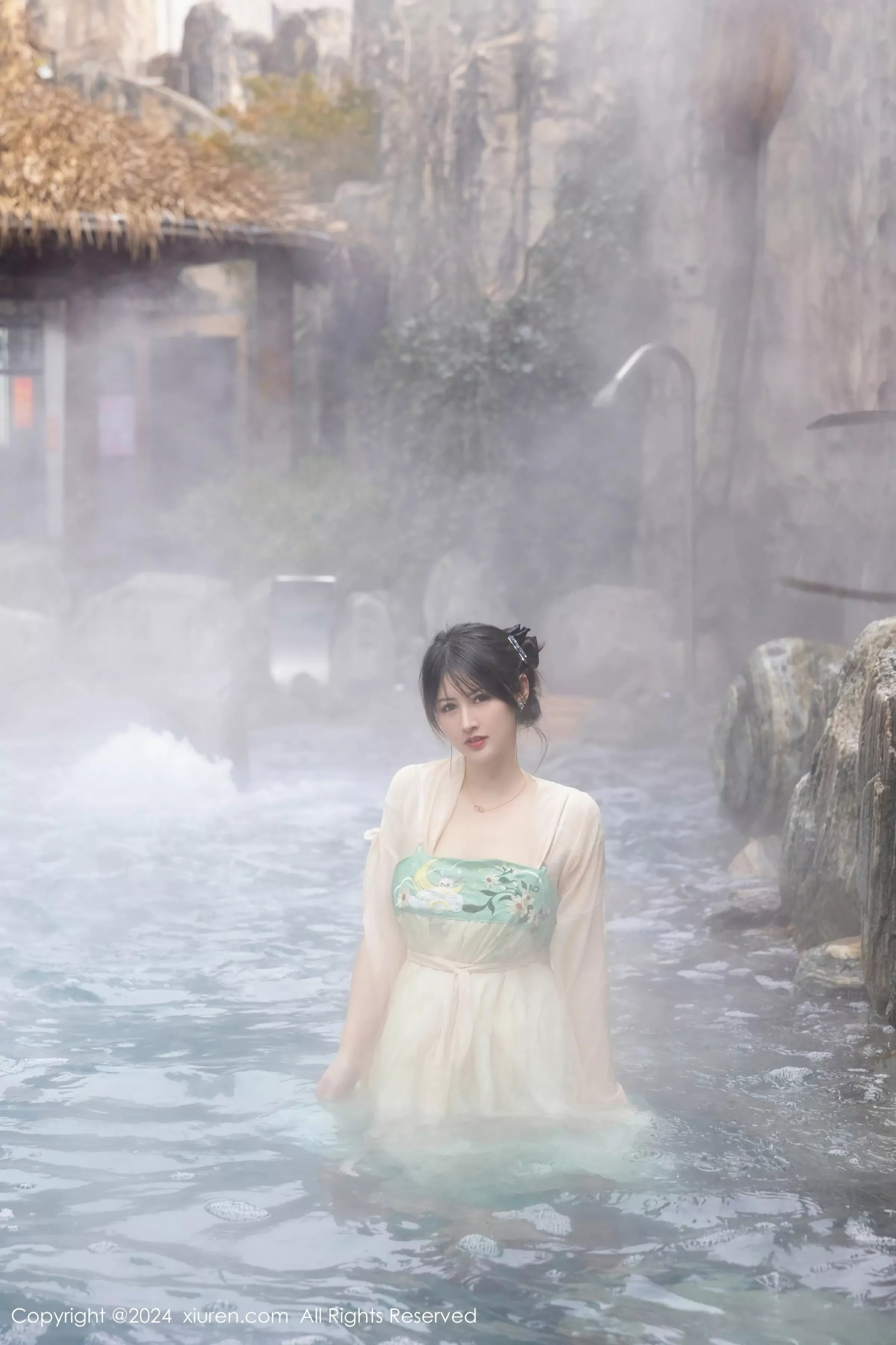  XiuRen 秀人 No.8128 诗诗kiki [82P]第4张