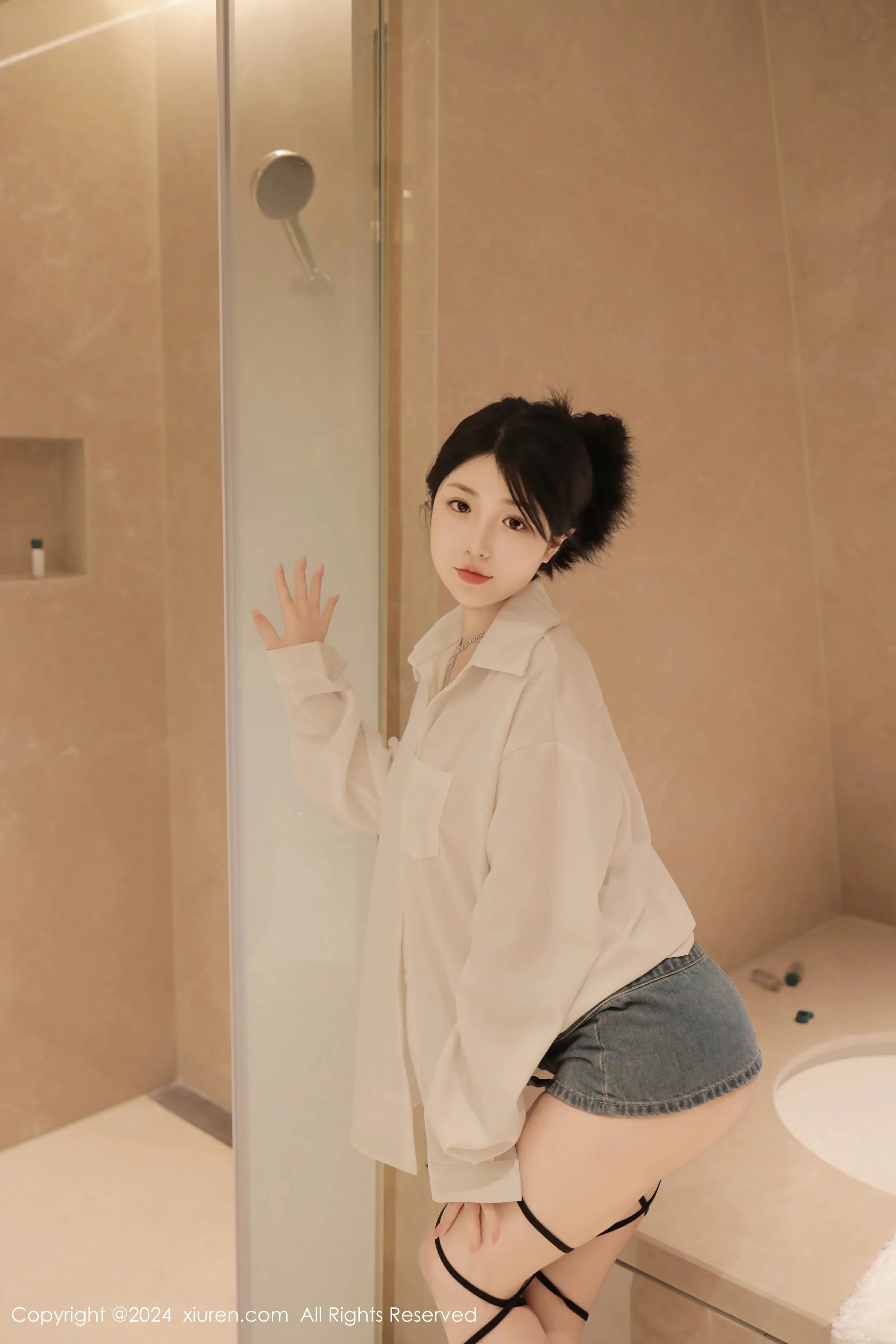  XiuRen 秀人 No.8400 陈小花 [77P]第3张