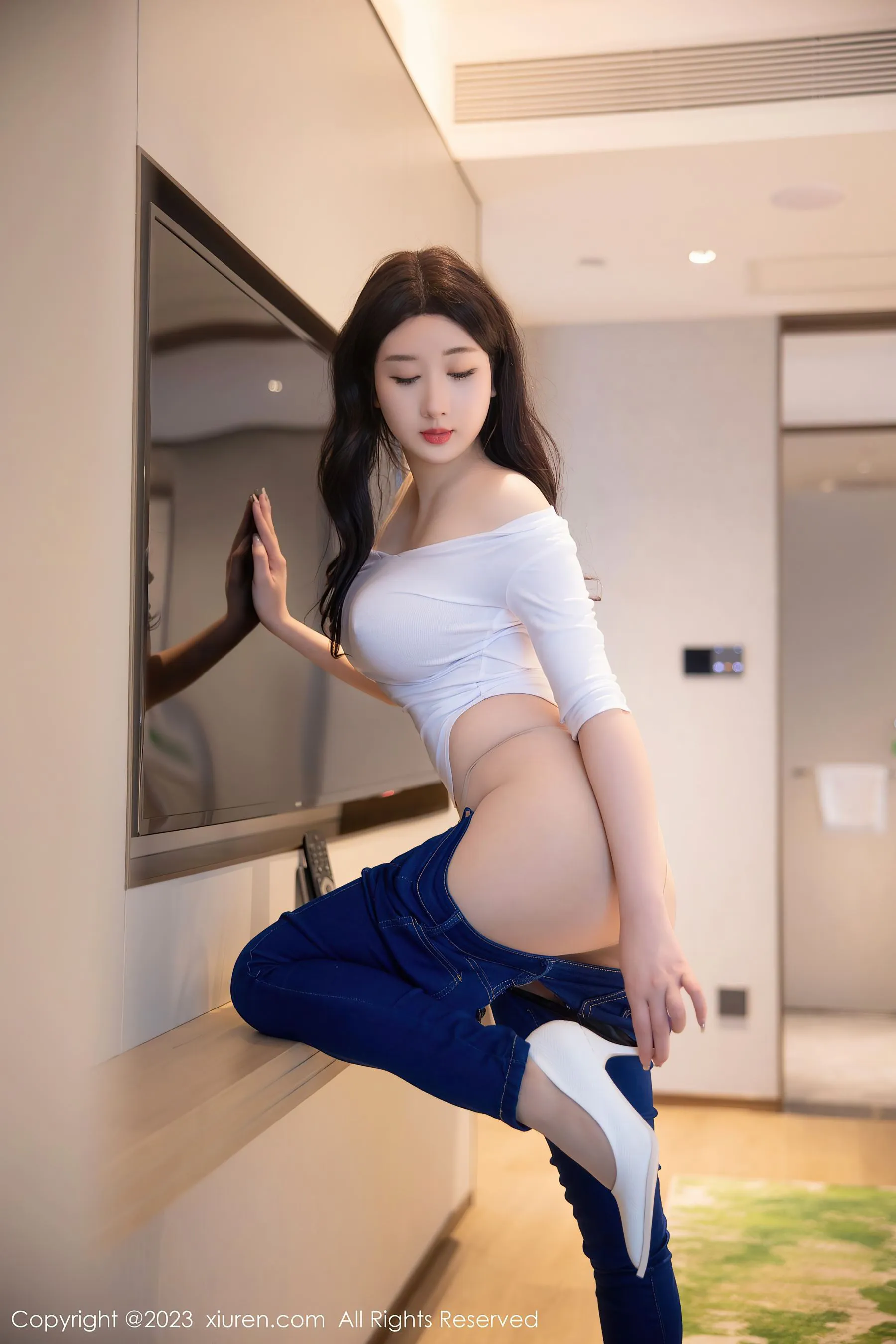  秀人网 No.6570 江真真 牛仔裤美臀第4张