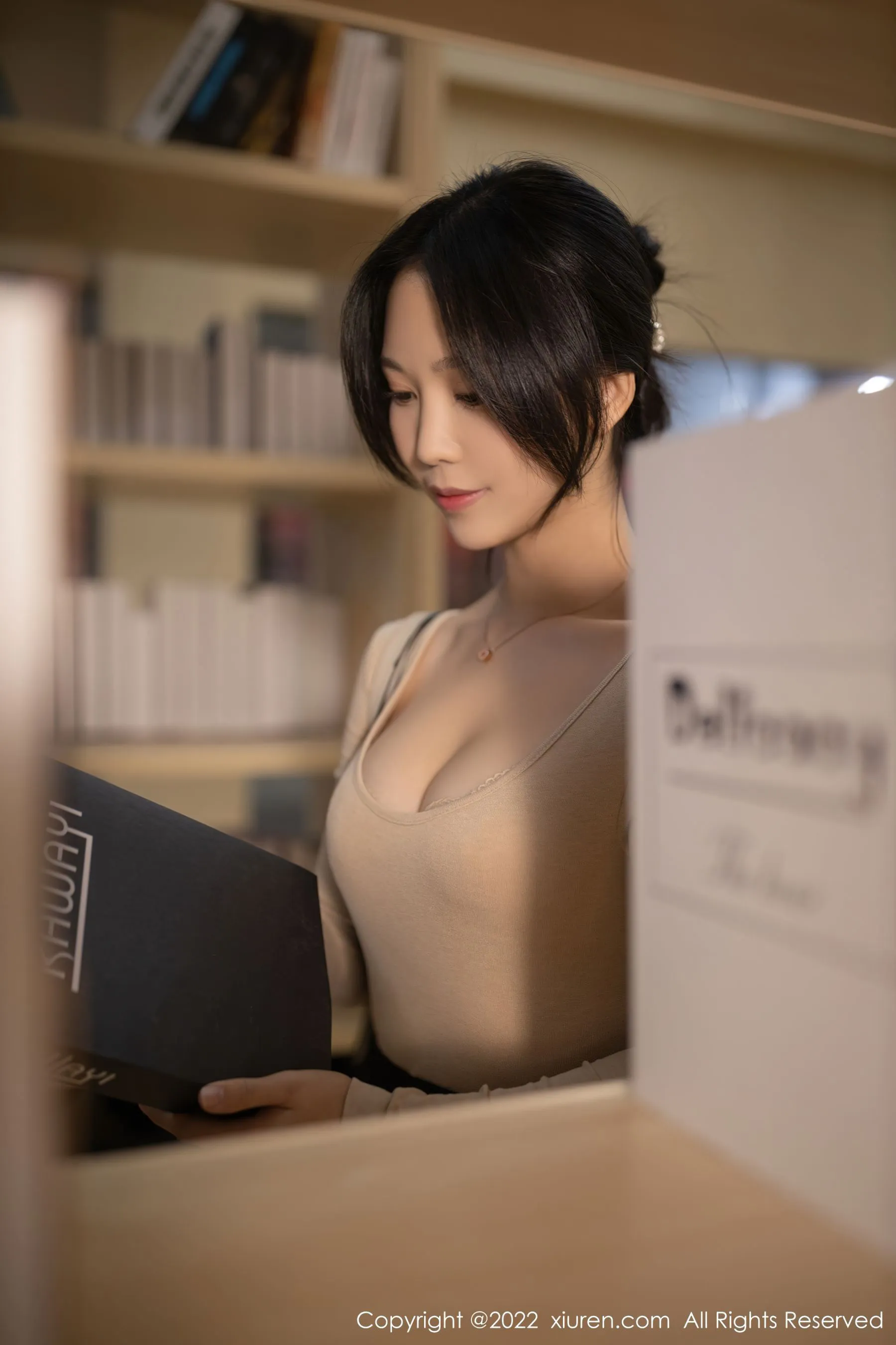 秀人 No.4523 利世第1张