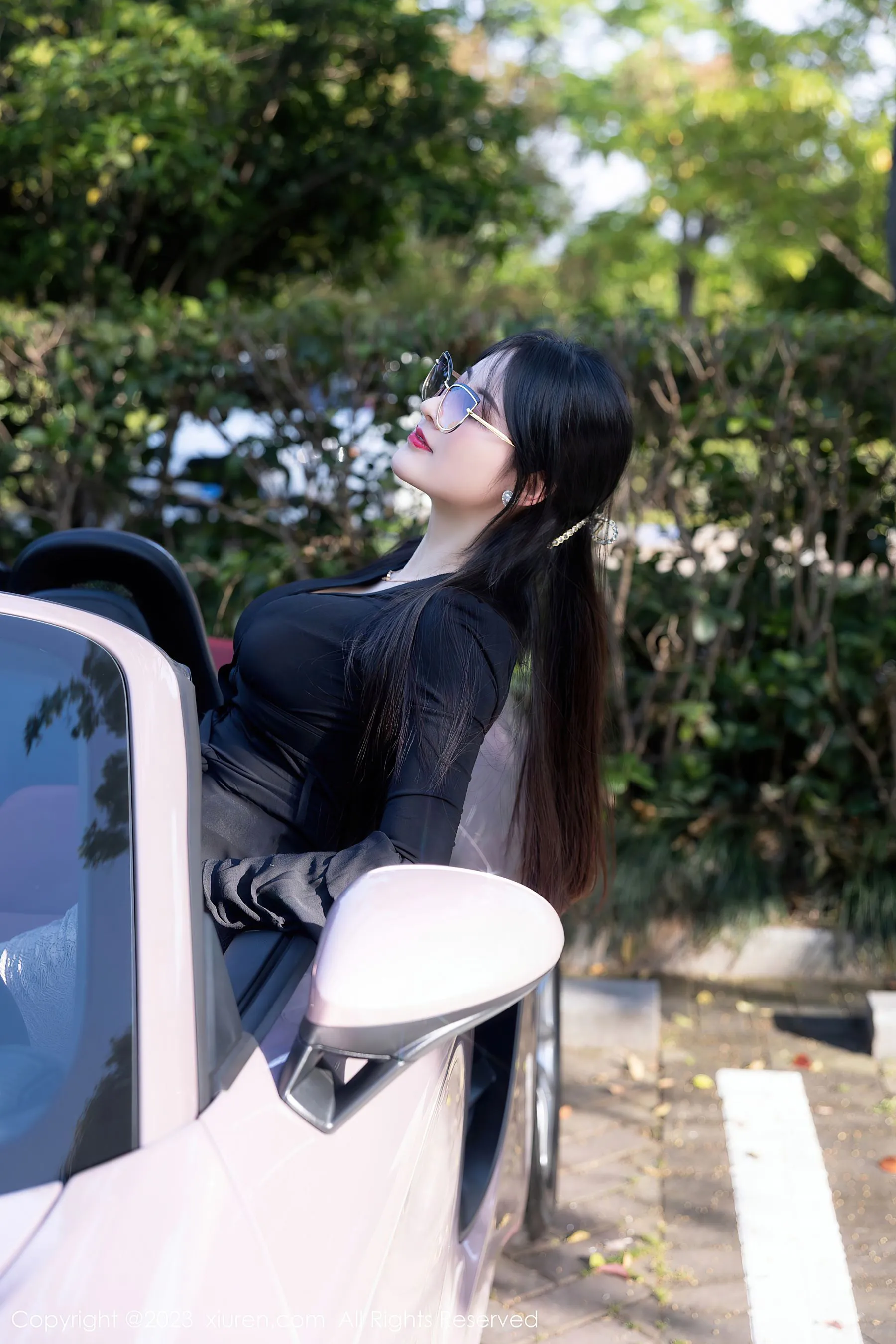  秀人网 No.6676 诗诗kiki 黑丝美腿第20张