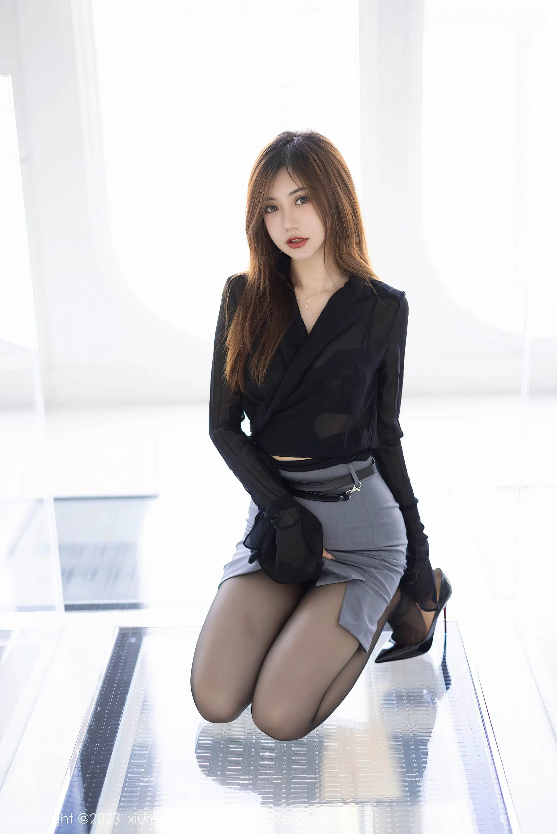 秀人网 No.6770 绮里嘉ula 短裙黑丝第26张