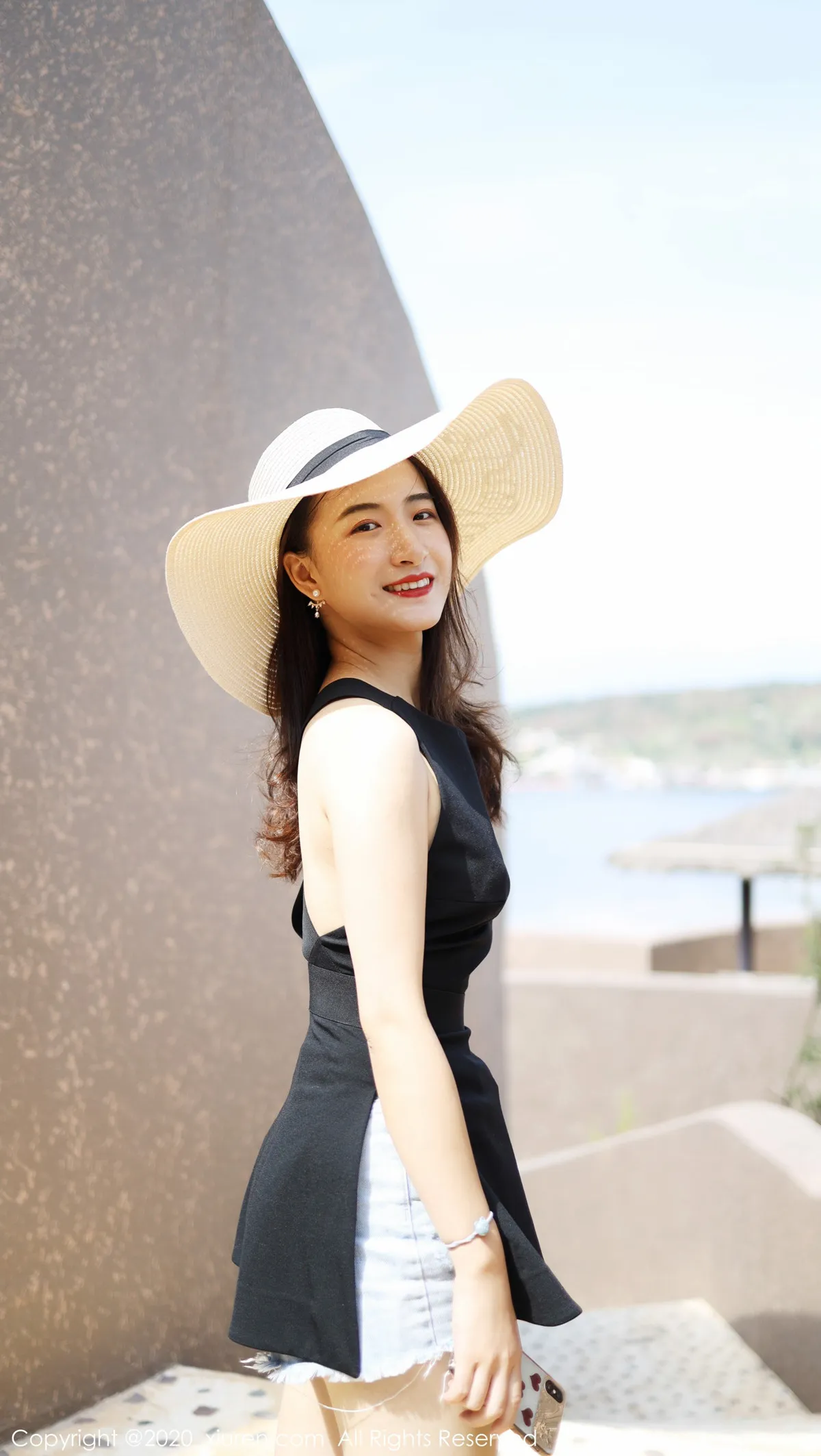 XIUREN秀人网 N0.1956 艺儿拿铁第10张