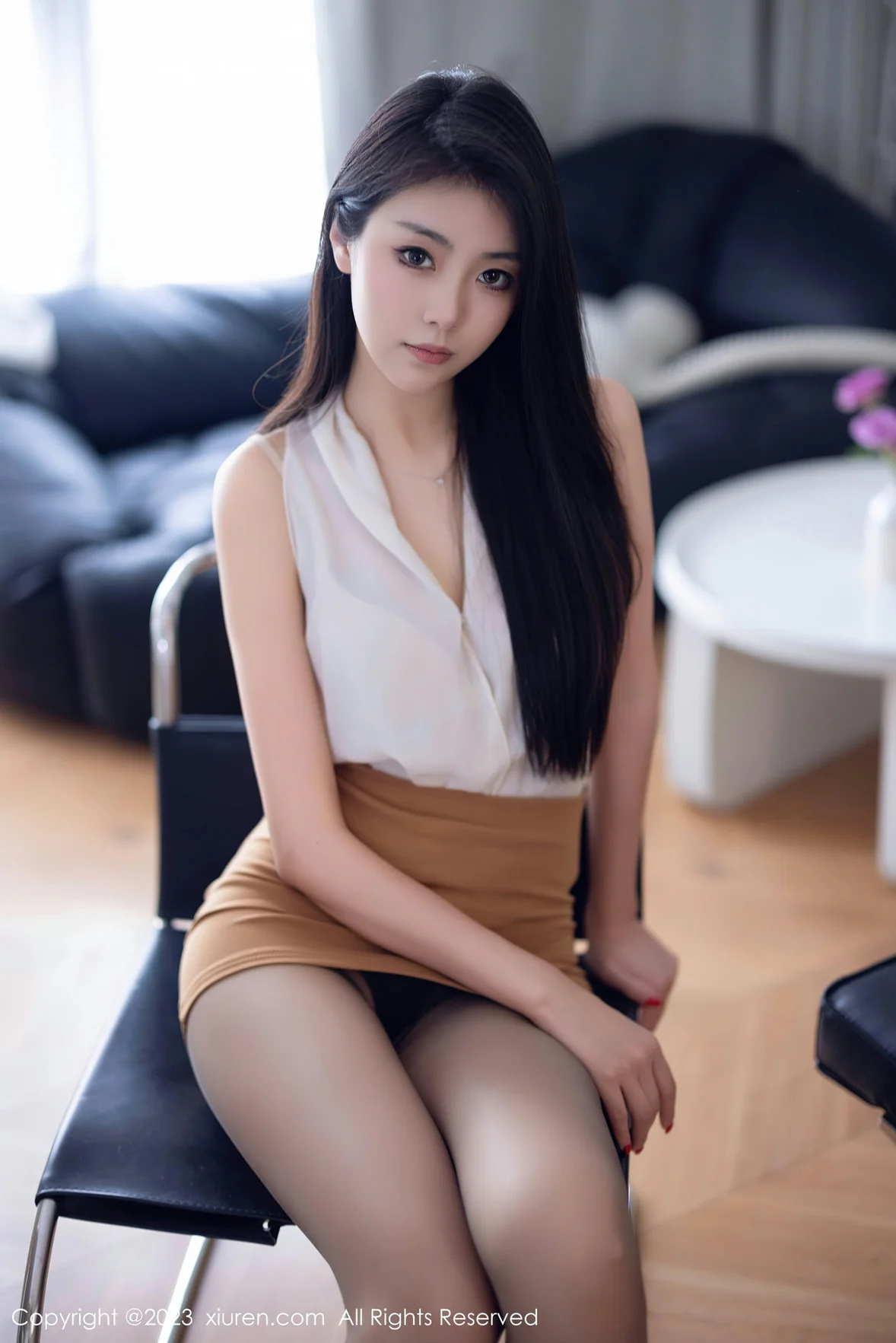  秀人网 No.7387 可樂Vicky 妩媚十足性感写真 [83P]第1张