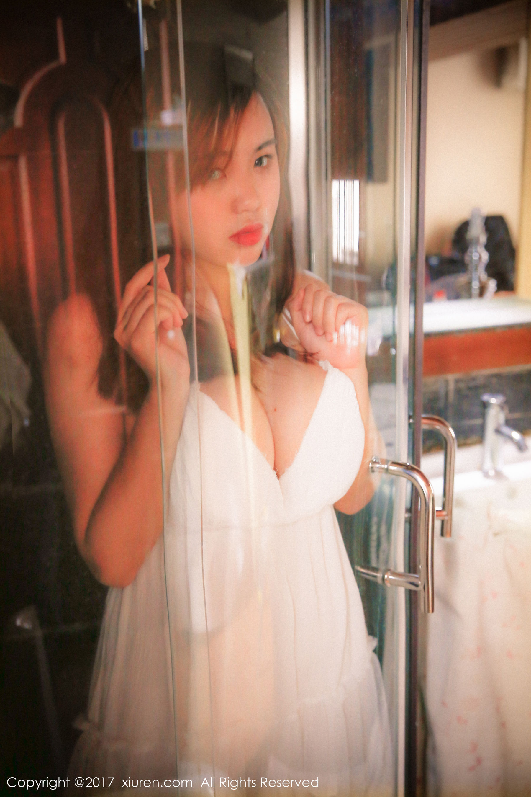  米爱Demon《童颜巨乳的梦幻少女诱惑私房》 秀人网XIUREN No.744第11张