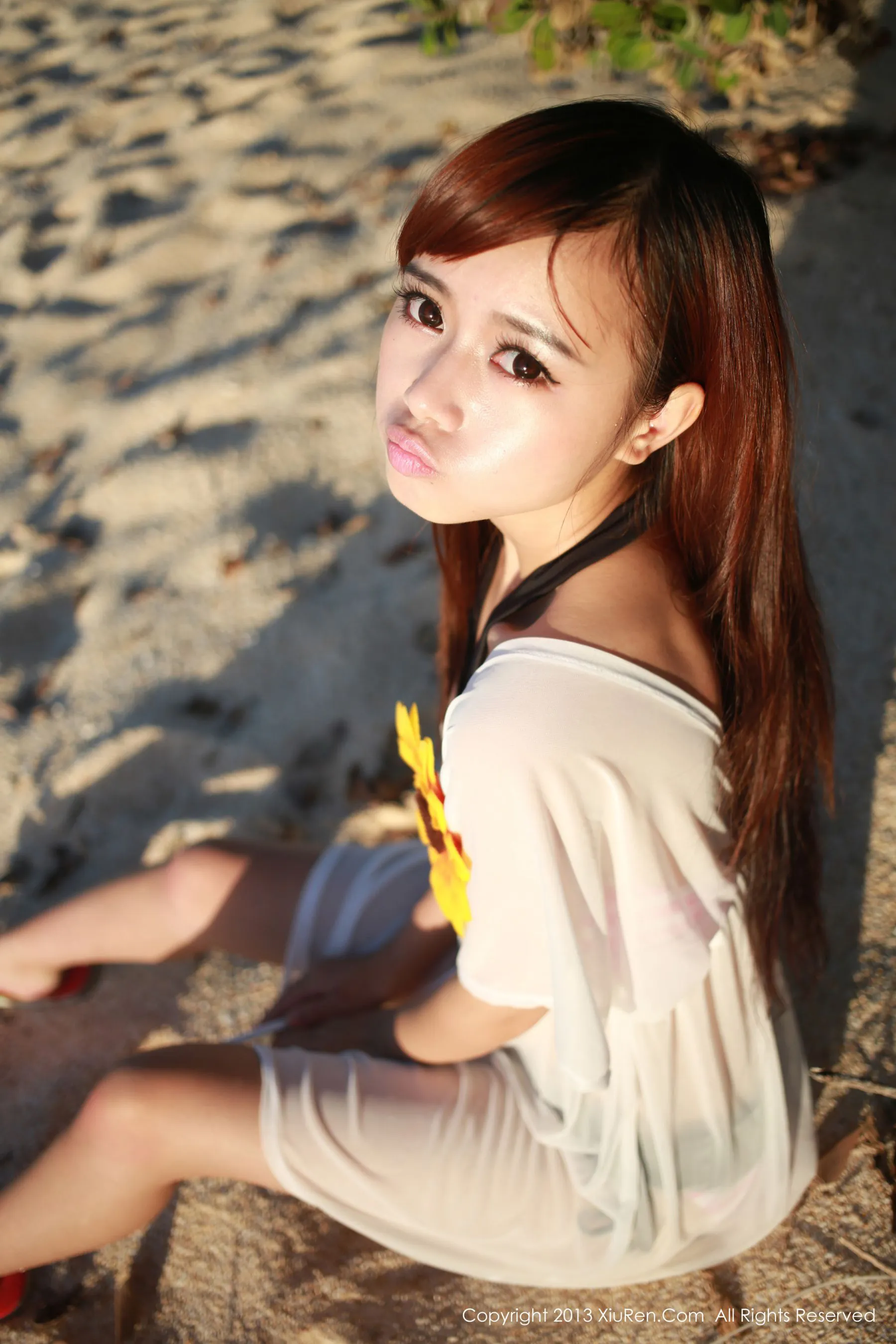  腹黑贫乳腰窝美臀萝莉女神@toro羽住 秀人网 No.056第19张