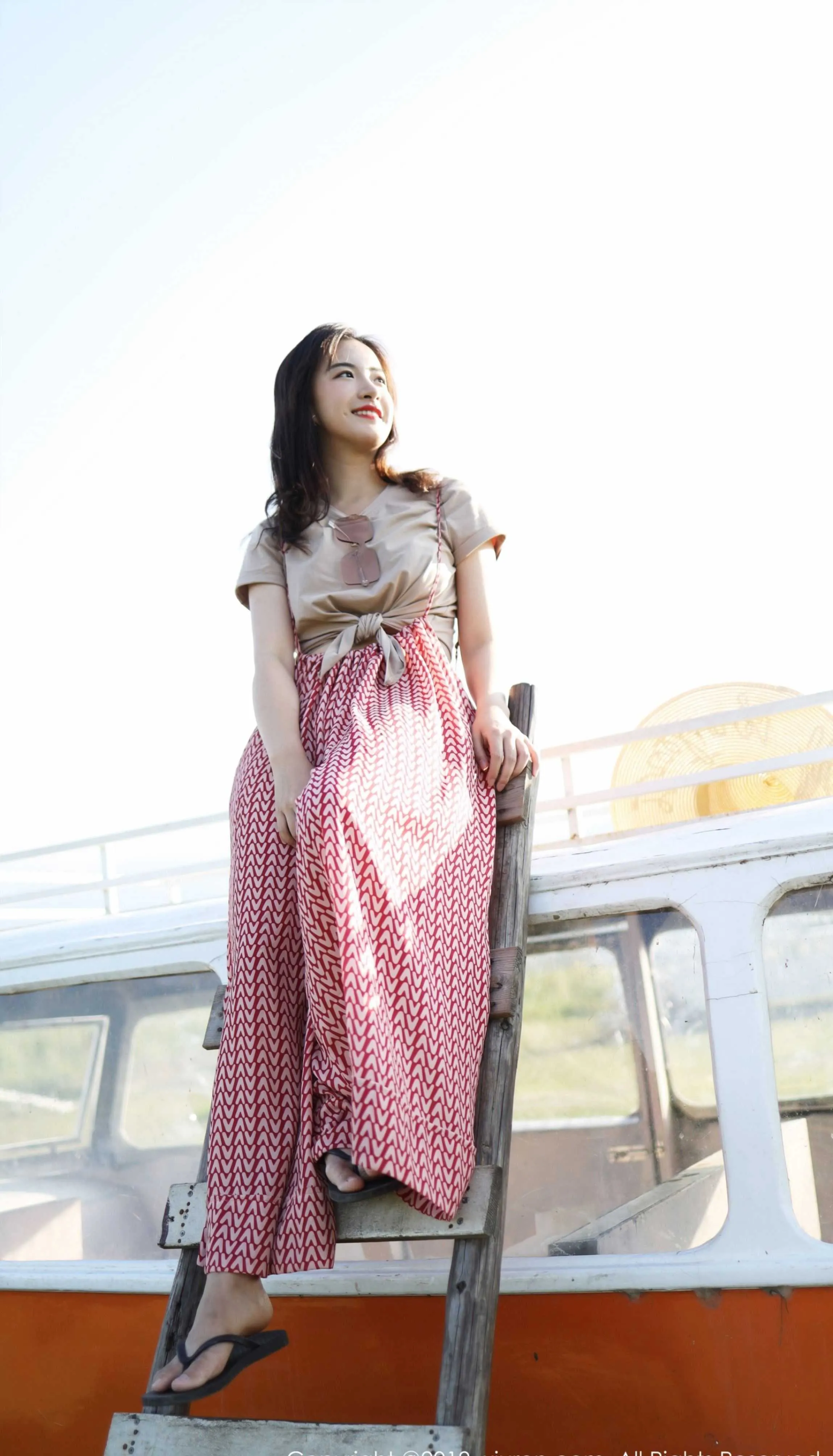  XIUREN秀人网 No.1718 艺儿拿铁第1张