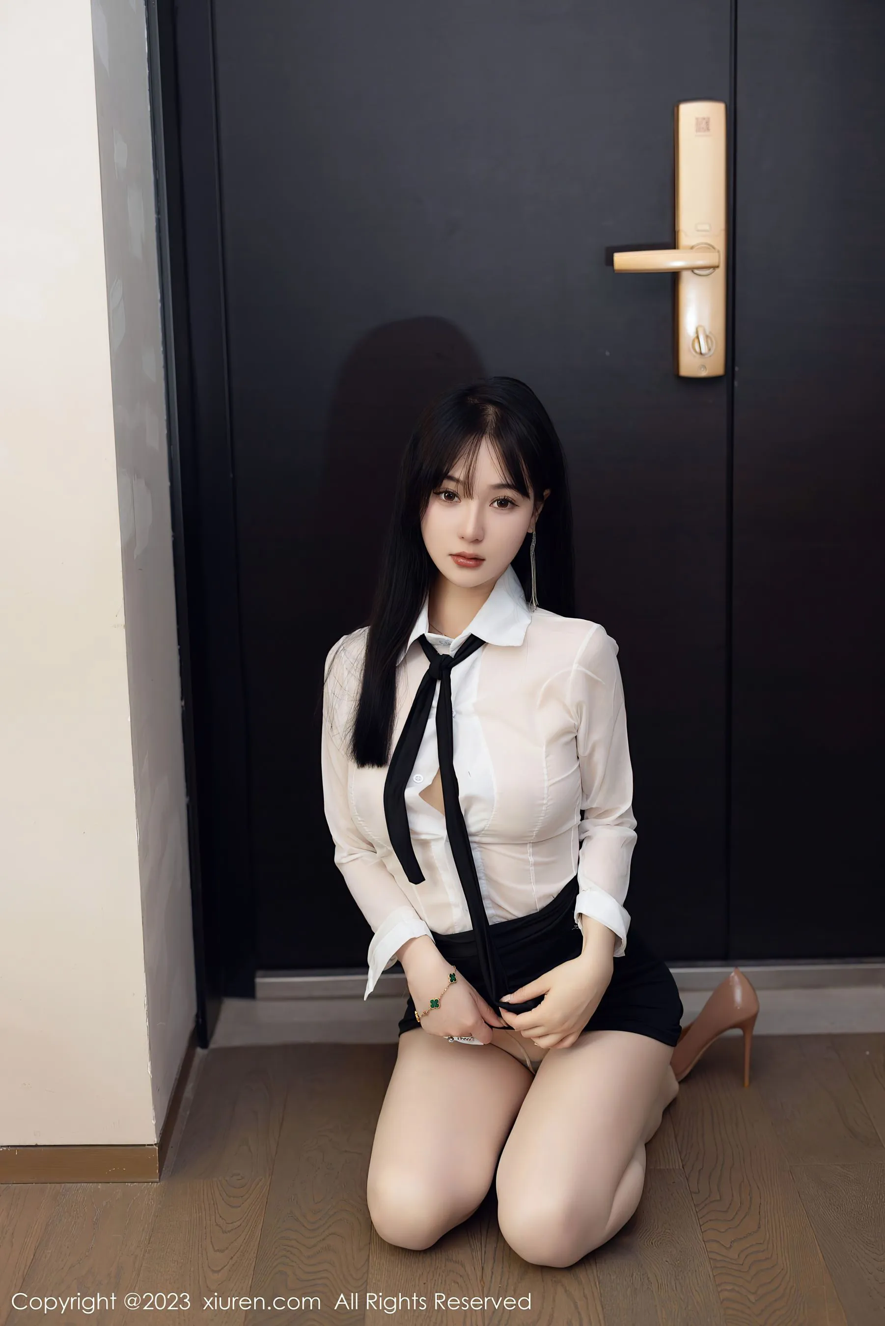  秀人网 No.6710 柚琪Rich 新人美臀第16张