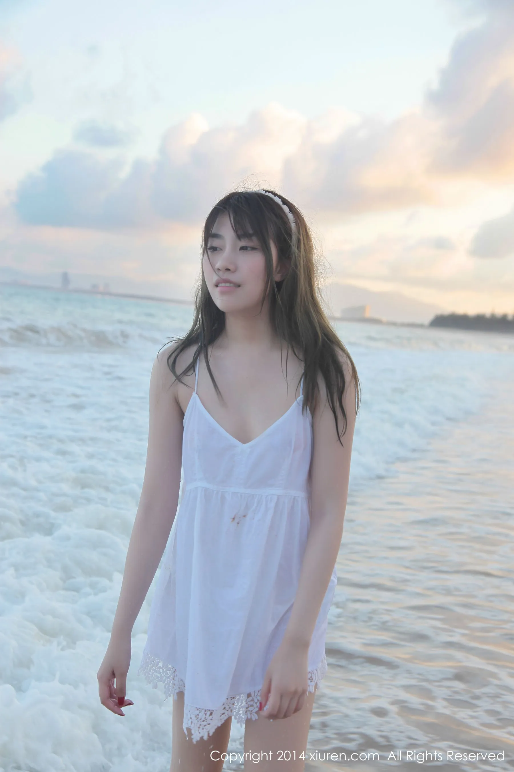 许诺Sabrina《海边小清新系列》 秀人网 No.167第14张