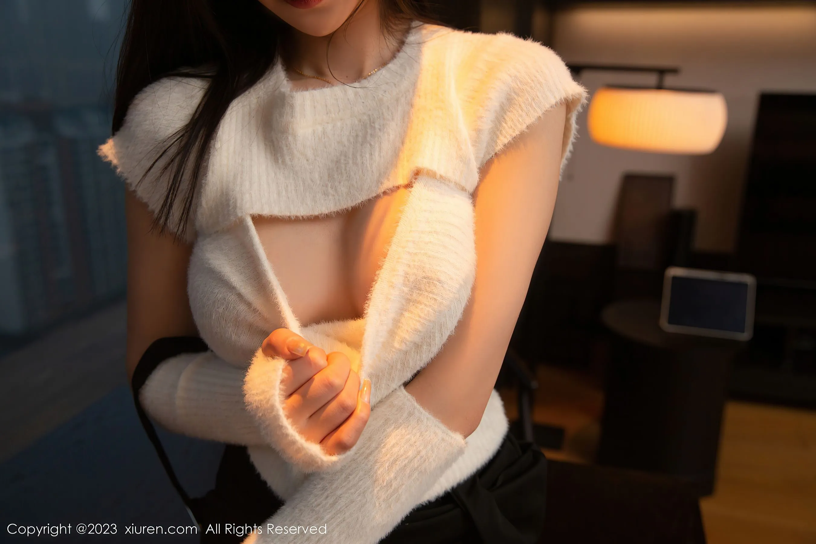  秀人网 No.6757 熊小诺 黑丝美腿第3张