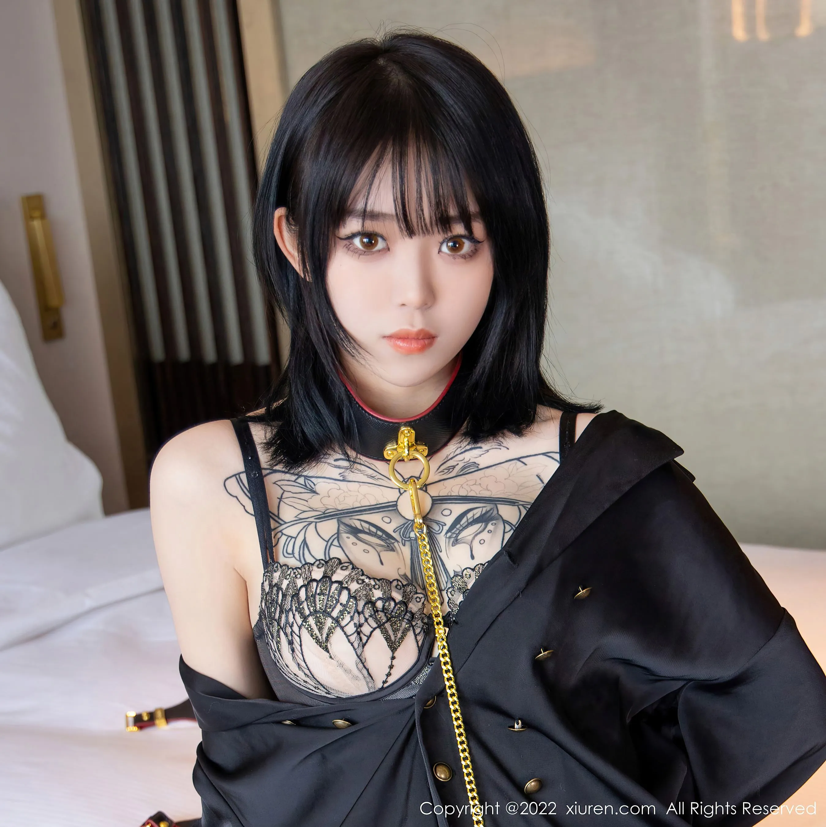  秀人网 No.4927 奶瓶. 黑丝美腿第11张