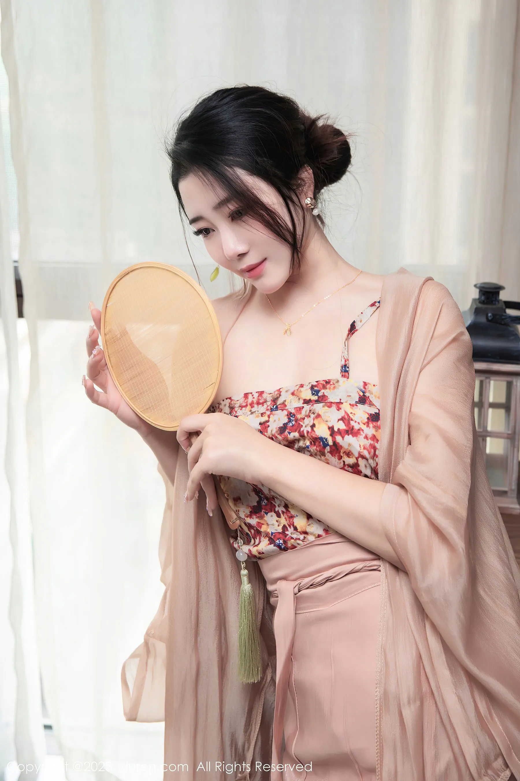 秀人网 No.6457 严利娅Yuliya 性感汉服第30张