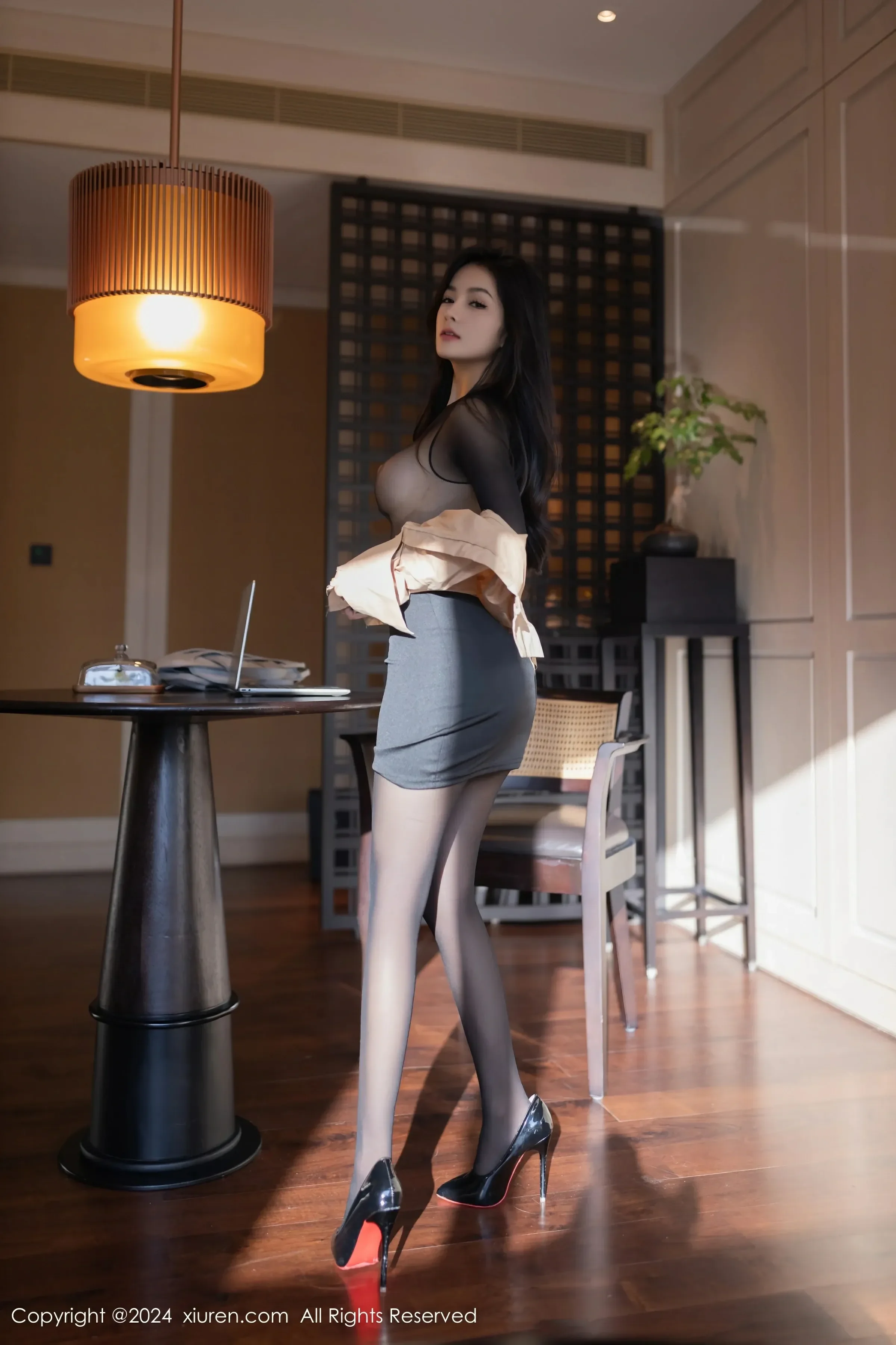  XiuRen 秀人 No.8835 谭小灵 [80P]第10张