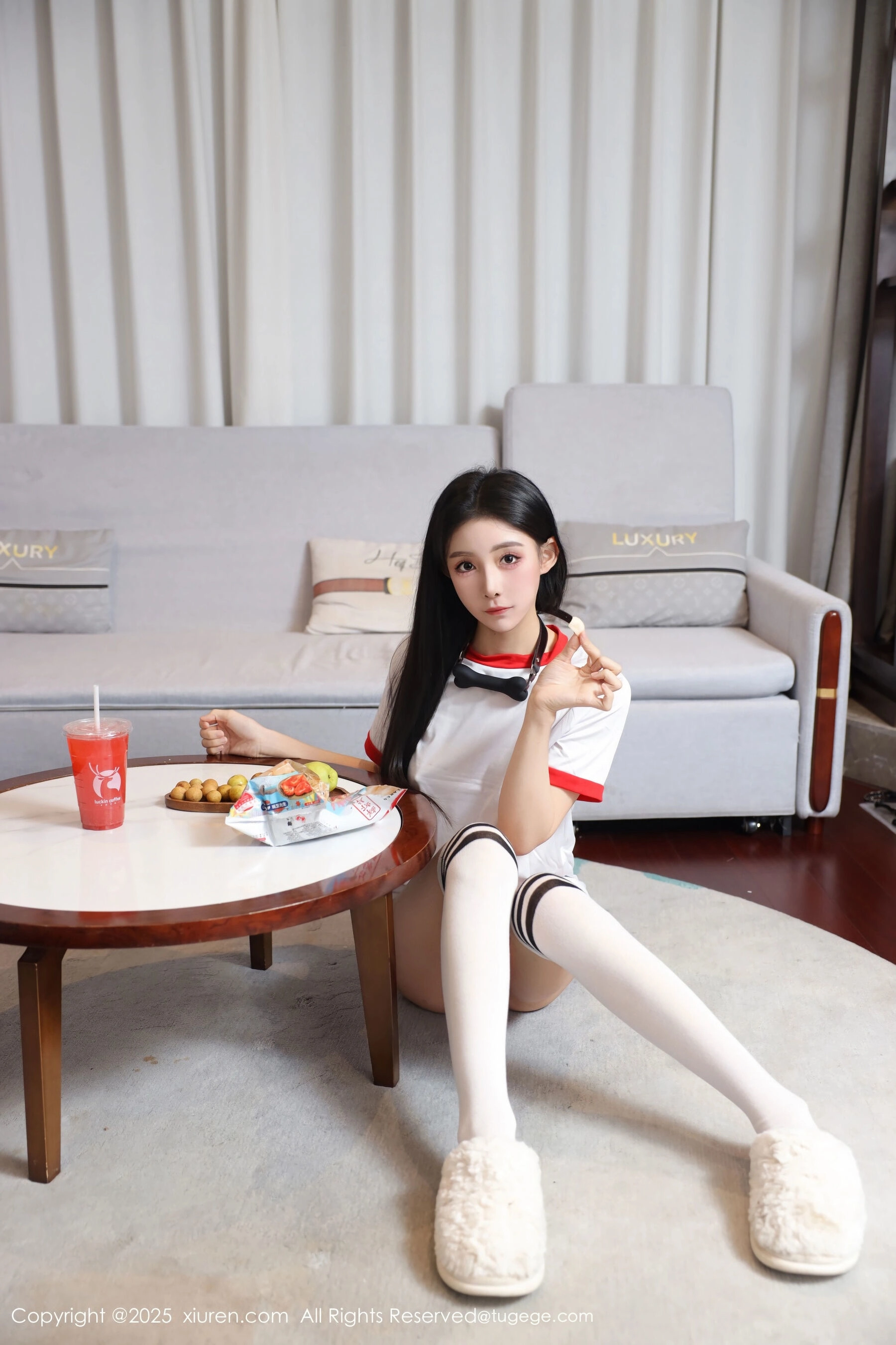  秀人网 许微微呀 Vol.11110 [86P]第3张