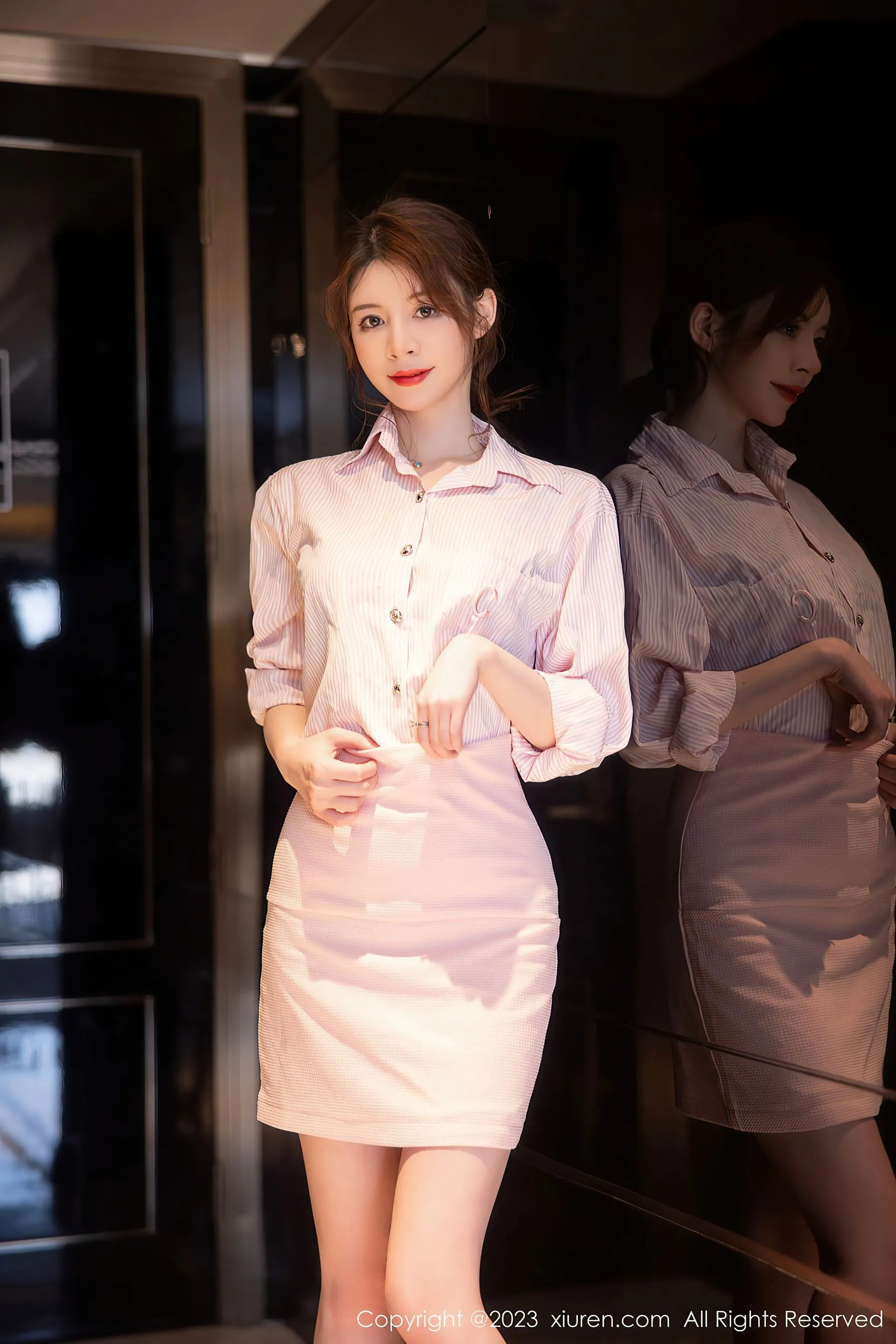 秀人网 No.6451 yoo优优 美腿高挑第21张