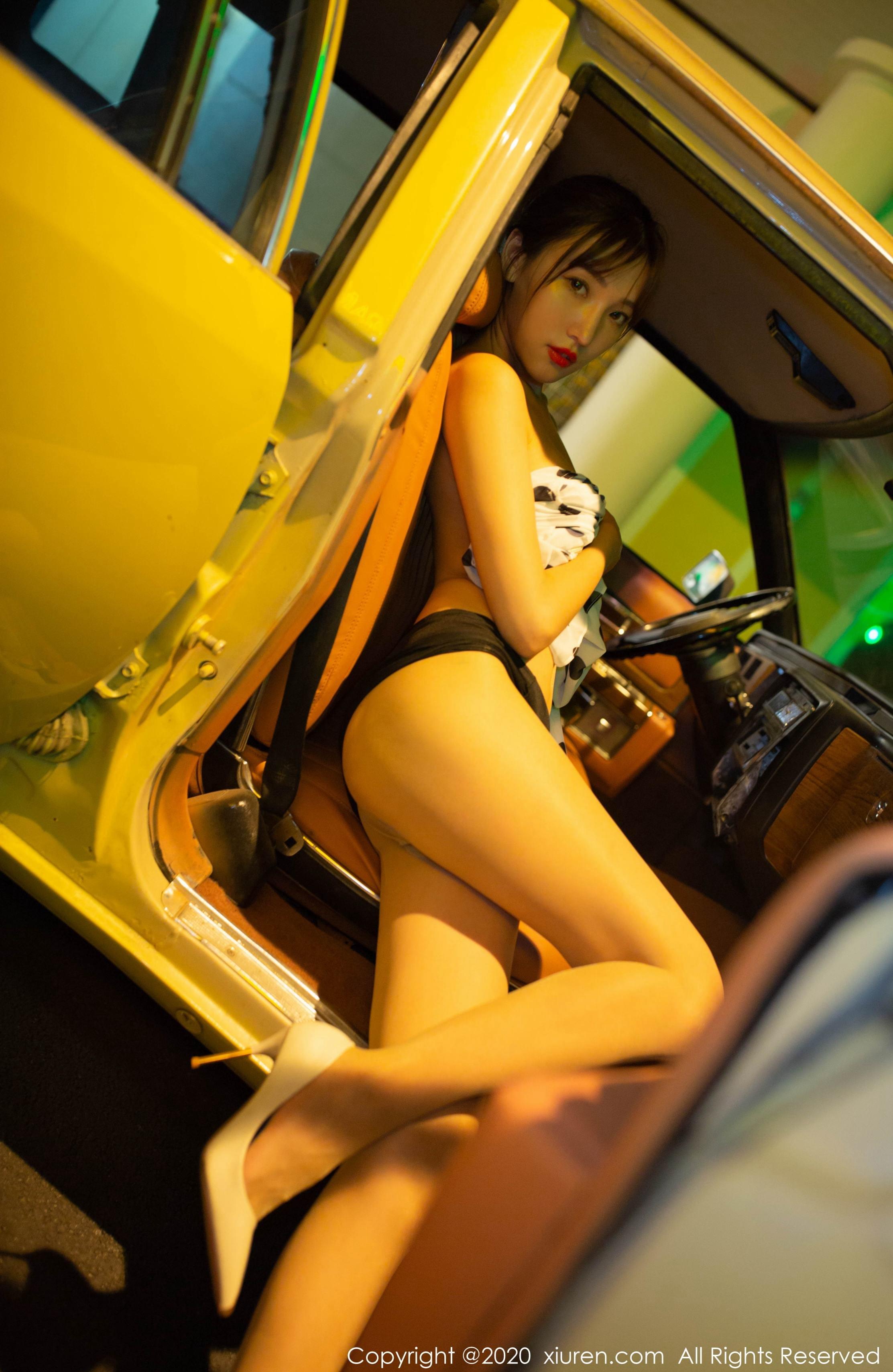 XIUREN秀人网 NO.2222 陆萱萱第7张