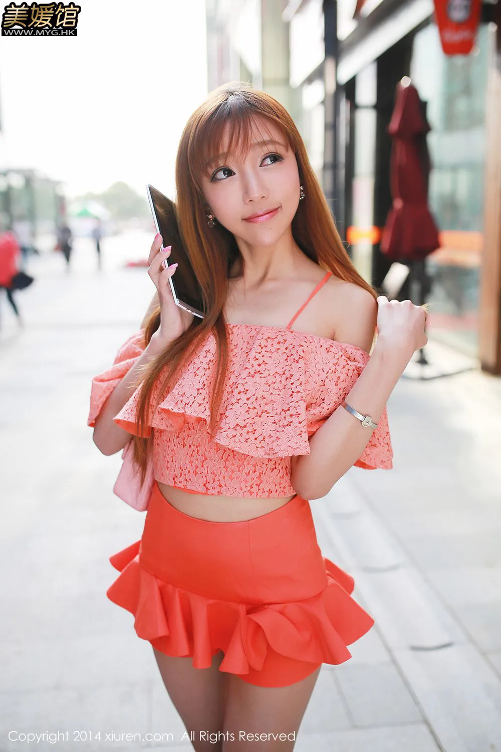  王馨瑤Yanni《驰为数码宣传片》 秀人网 No.135第8张