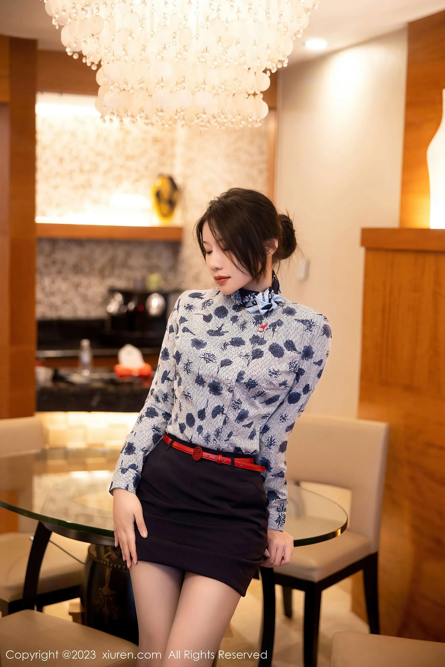  秀人网 No.6338 王楚璇 新人制服短裙第18张