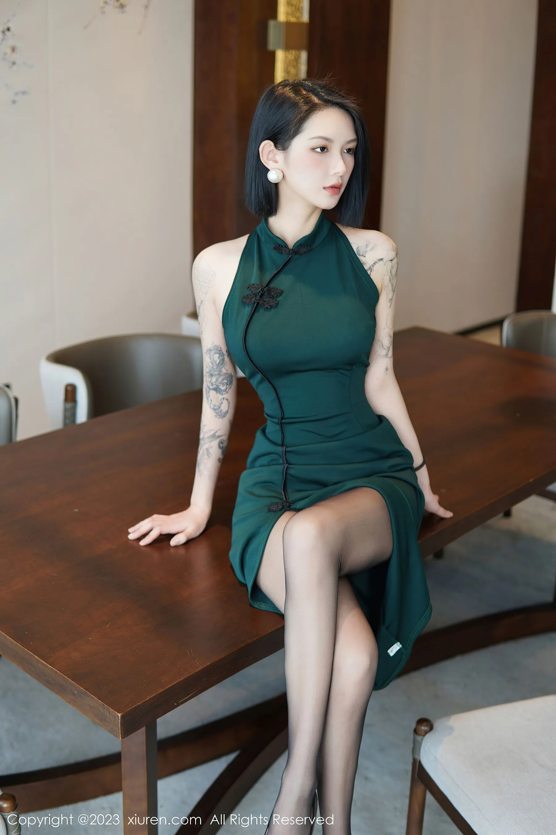 秀人网 No.6205 乔一一 黑丝美腿第19张