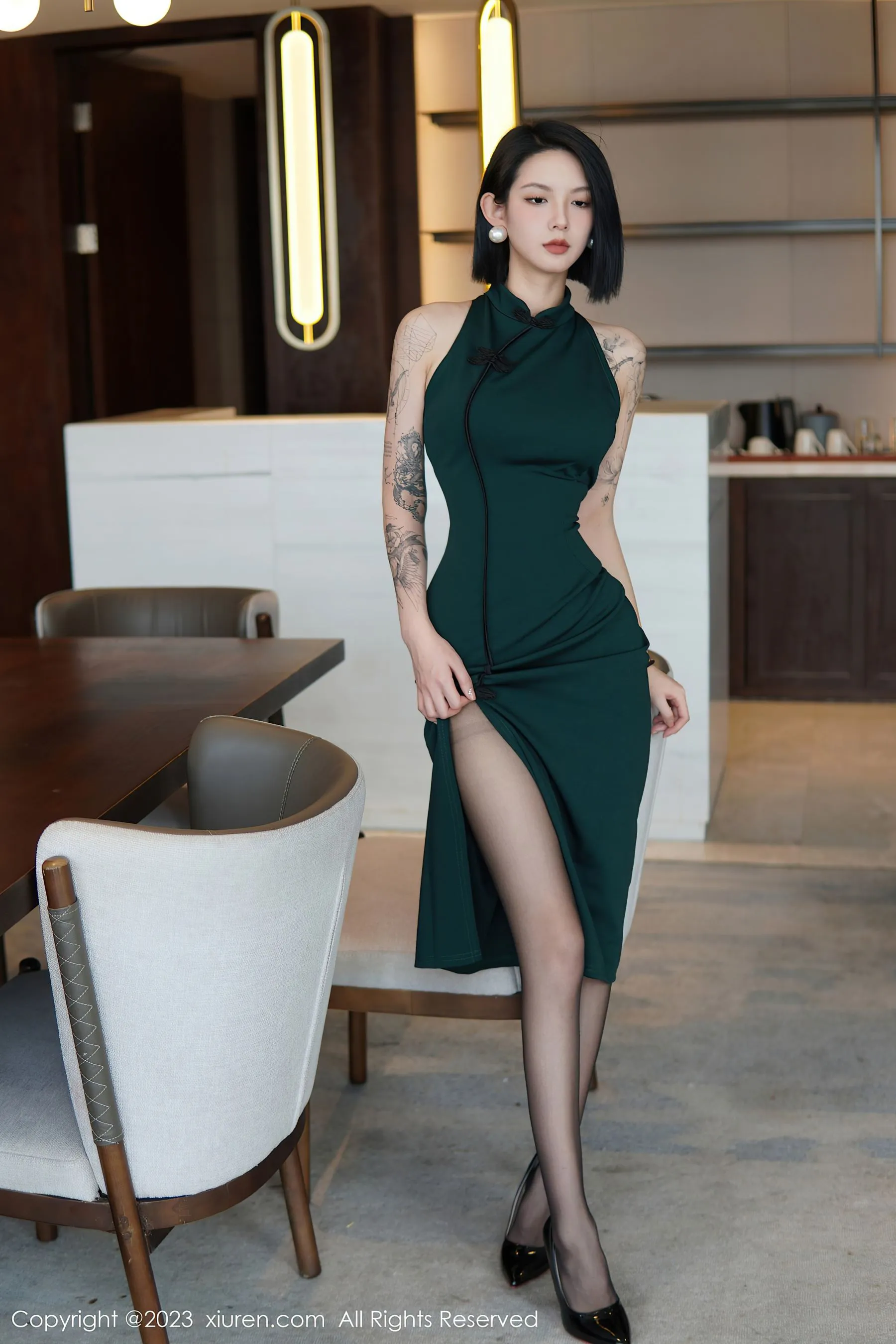 秀人网 No.6205 乔一一 黑丝美腿第20张