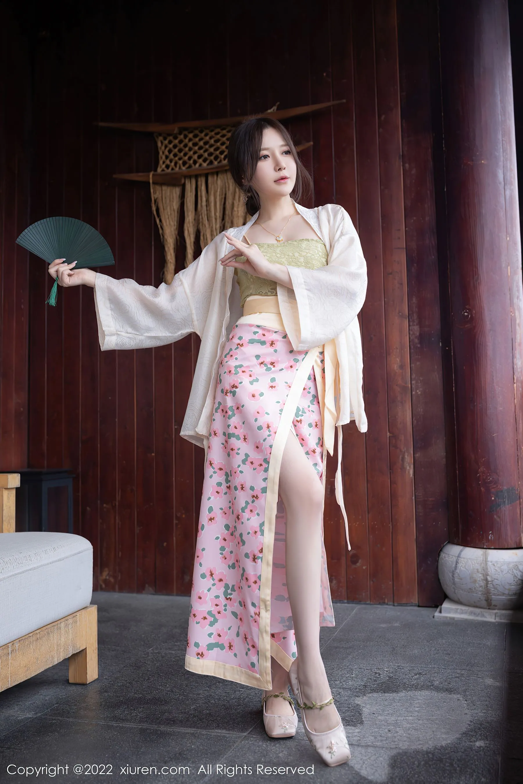 秀人网 No.5130 鱼子酱Fish 云南旅拍第17张