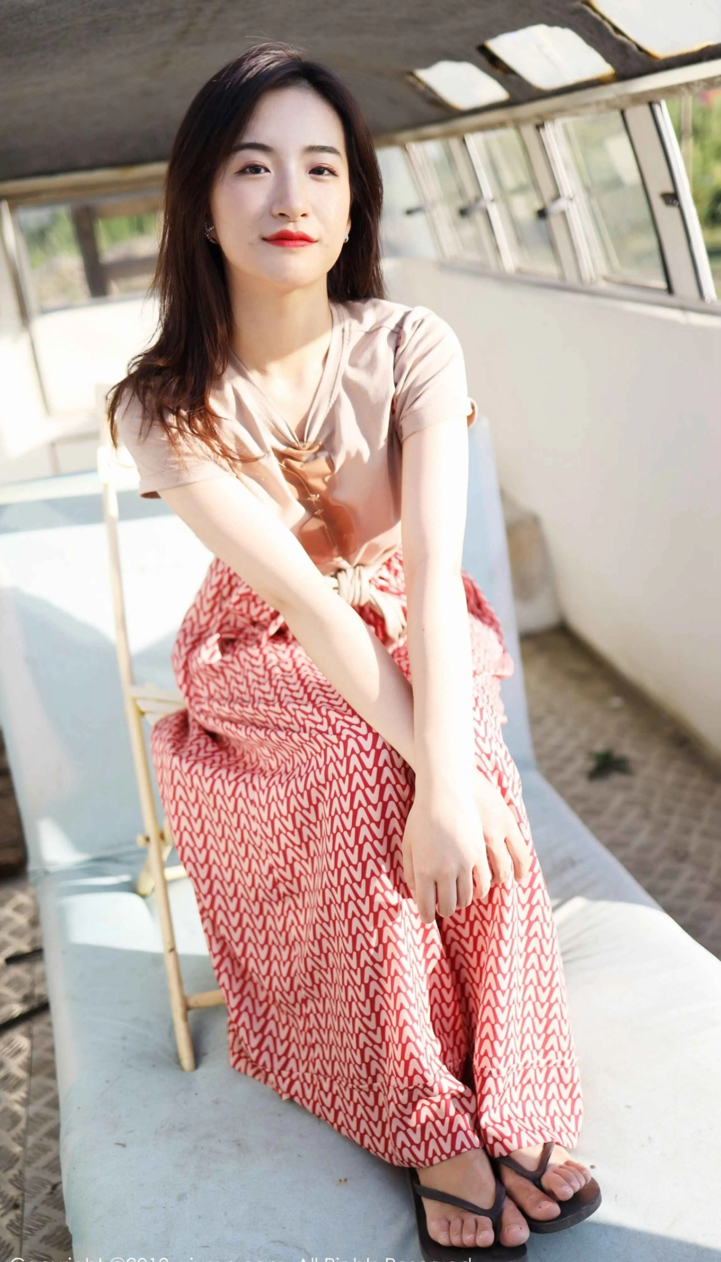 XIUREN秀人网 No.1718 艺儿拿铁第5张