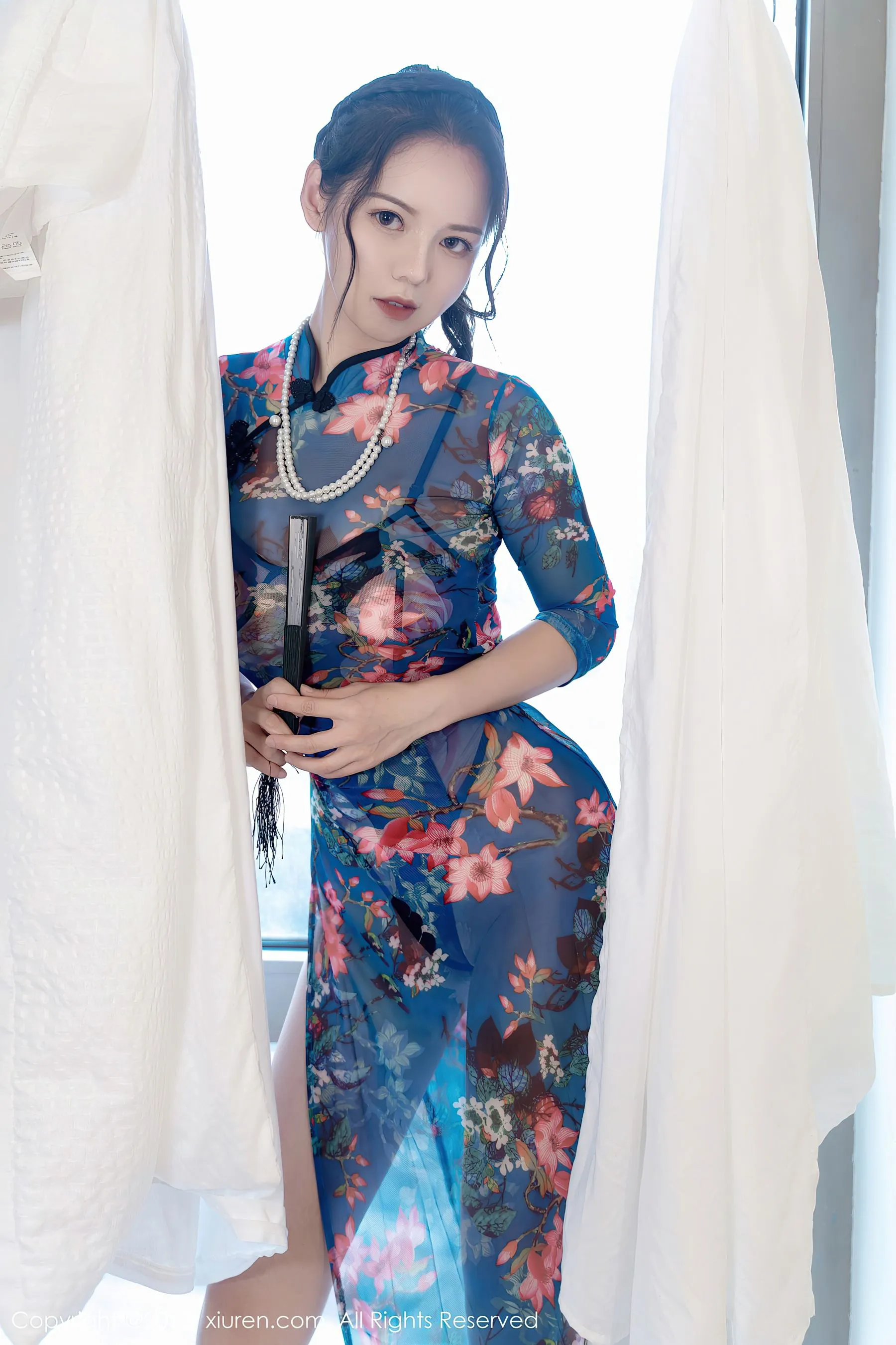 秀人网 No.5819 大美妞儿 旗袍丝袜第20张