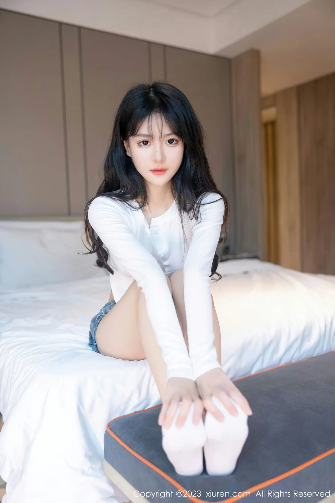  XiuRen 秀人 No.7010 幼幼 清纯少女性感写真 [89P]第12张