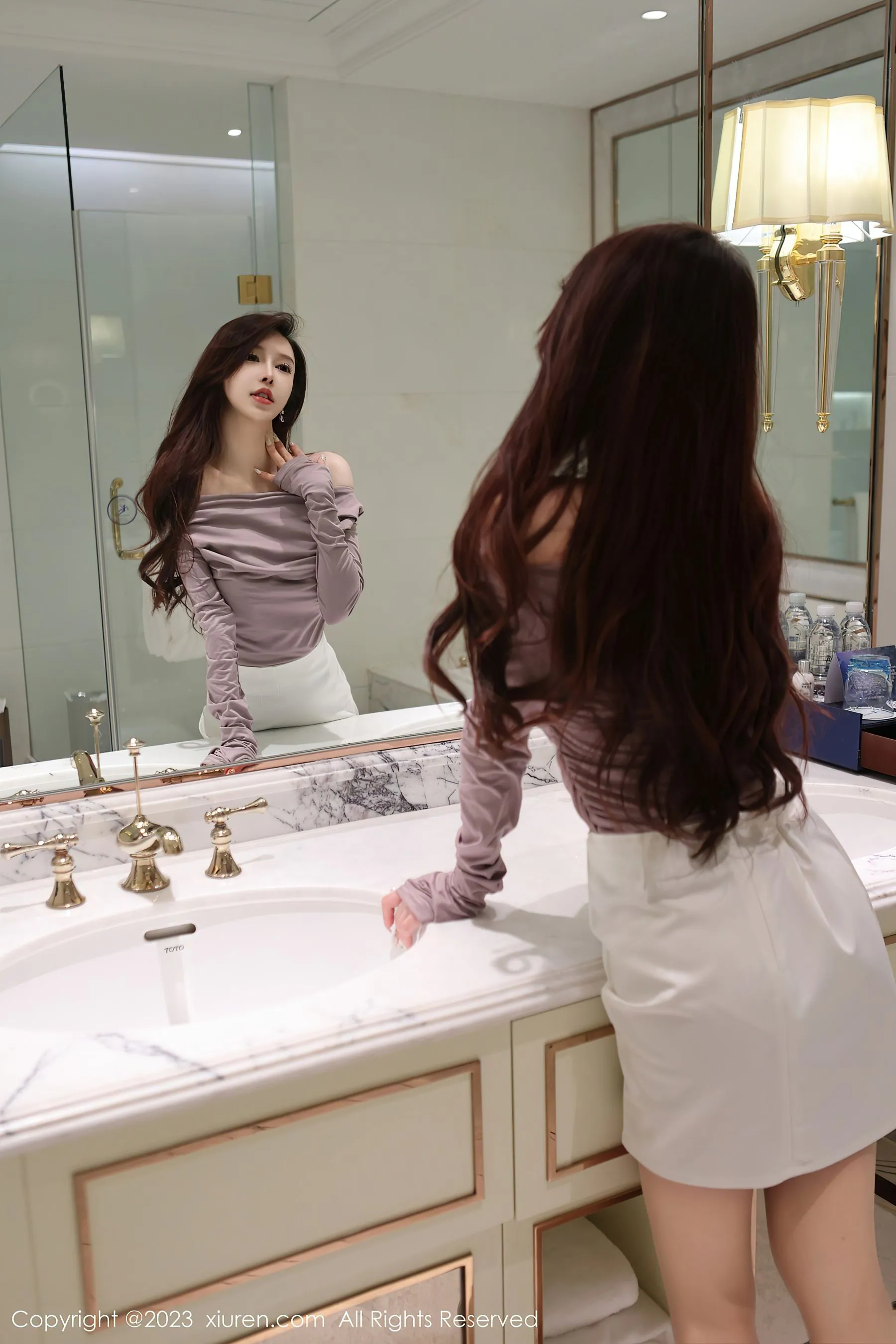  秀人网 No.6728 玉兔miki 短裙美腿第19张