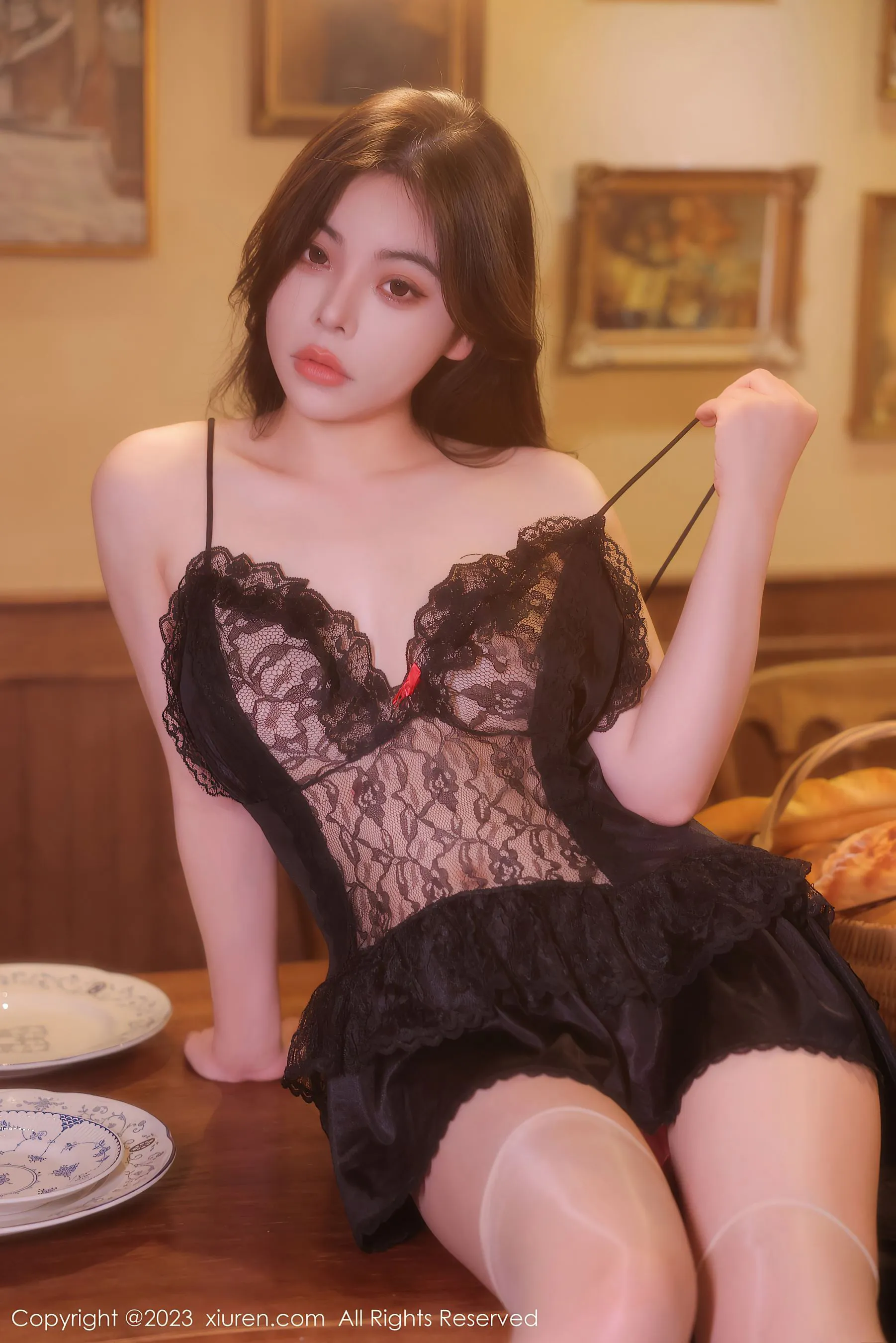  秀人网 No.6339 Aami喵小狐 新人美臀第2张