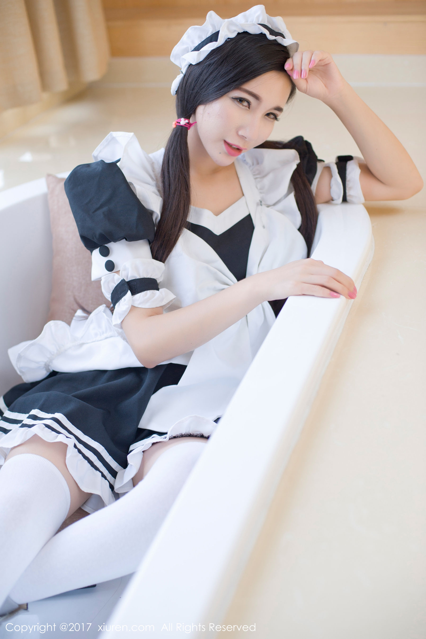 赵颖《美胸细腰小女生的极度诱惑》 秀人网XIUREN No.759第14张