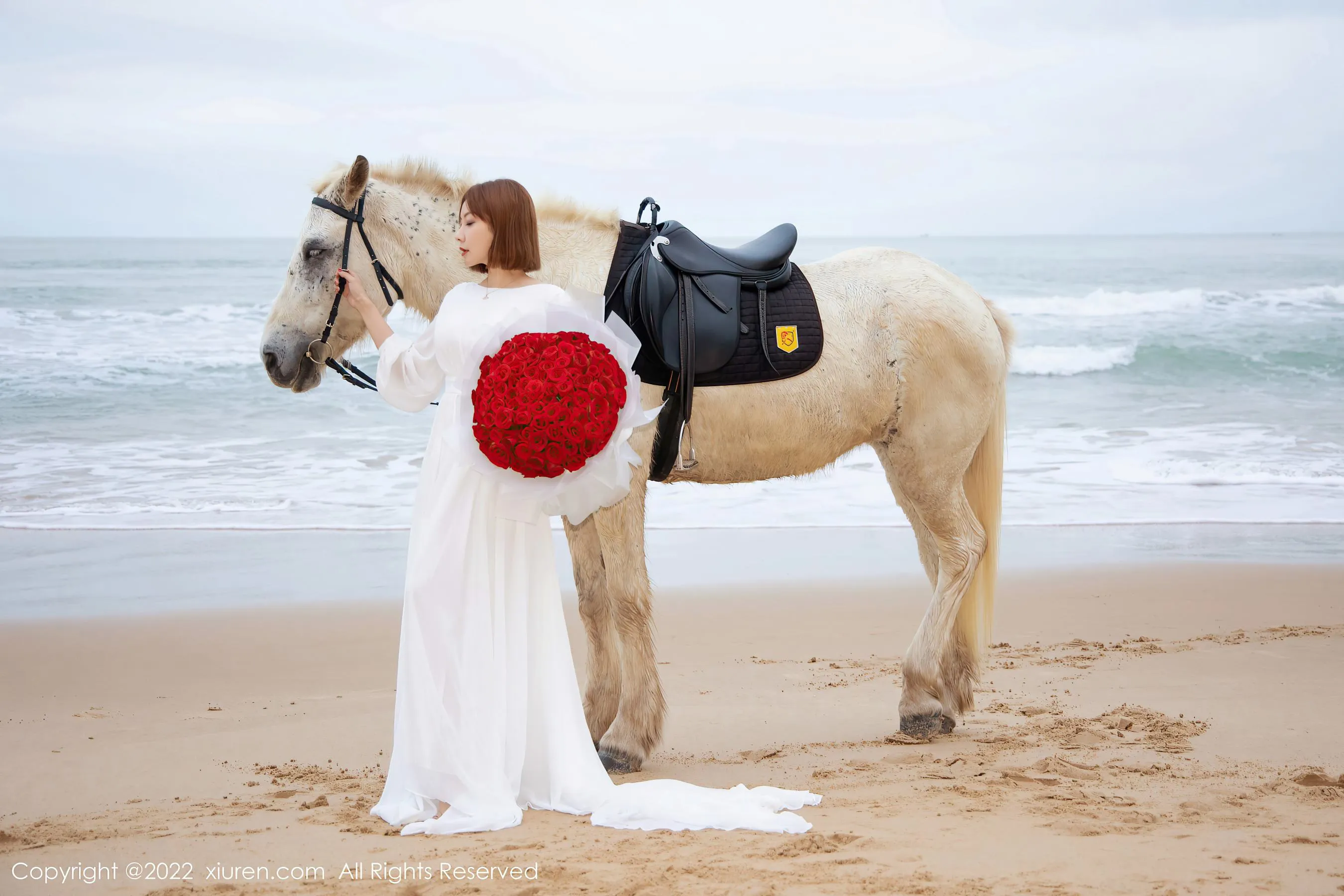  秀人网 No.4853 果儿Victoria 沙滩美臀第12张