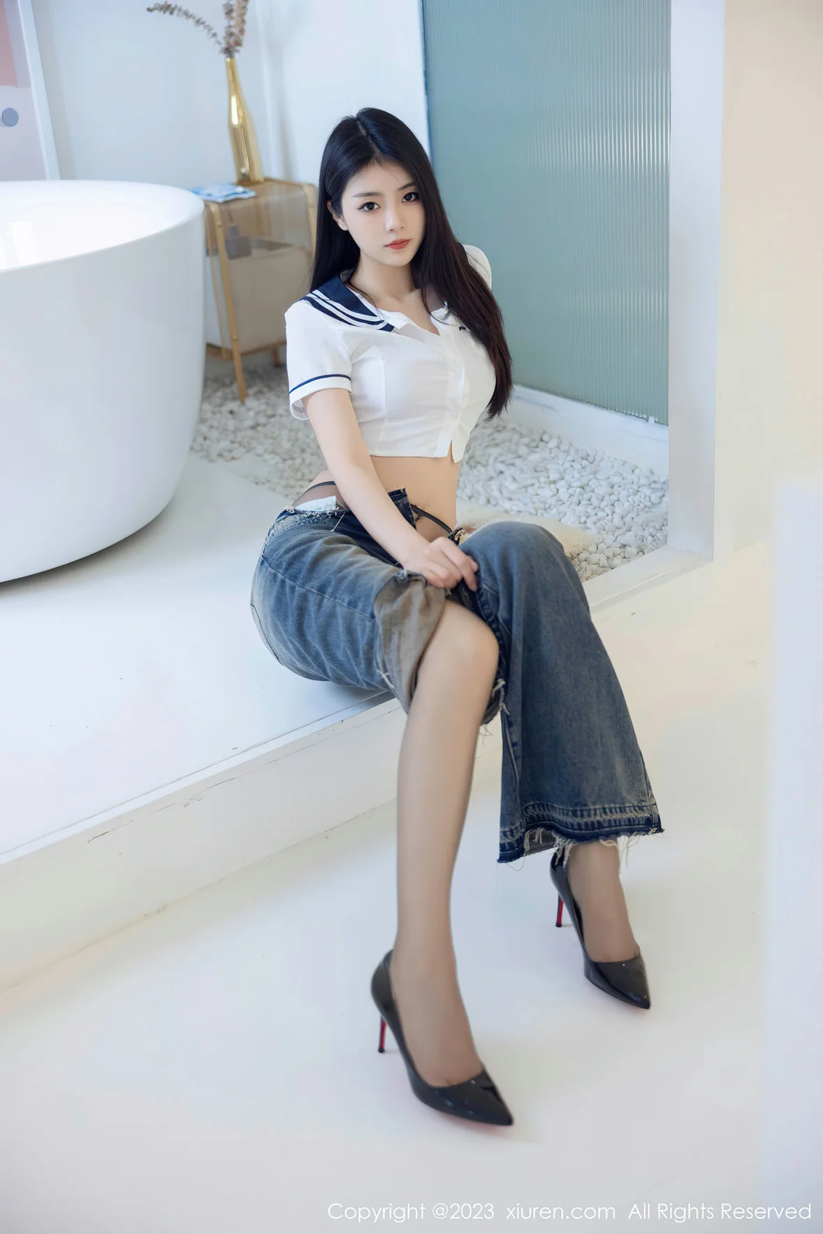  XiuRen 秀人 No.7027 可樂Vicky 魅惑黑丝性感写真 [83P]第5张