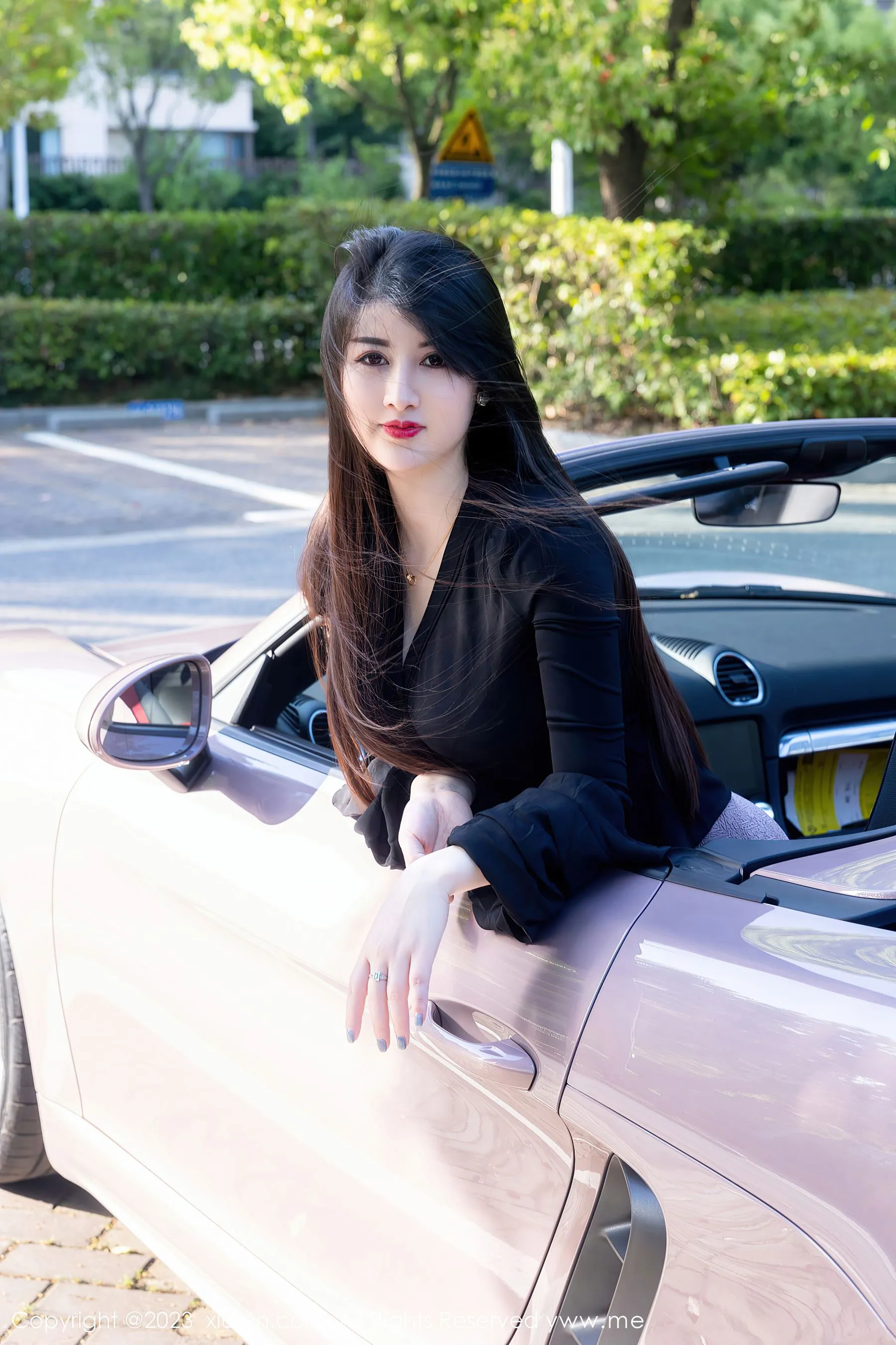  秀人网 No.6676 诗诗kiki 黑丝美腿第24张