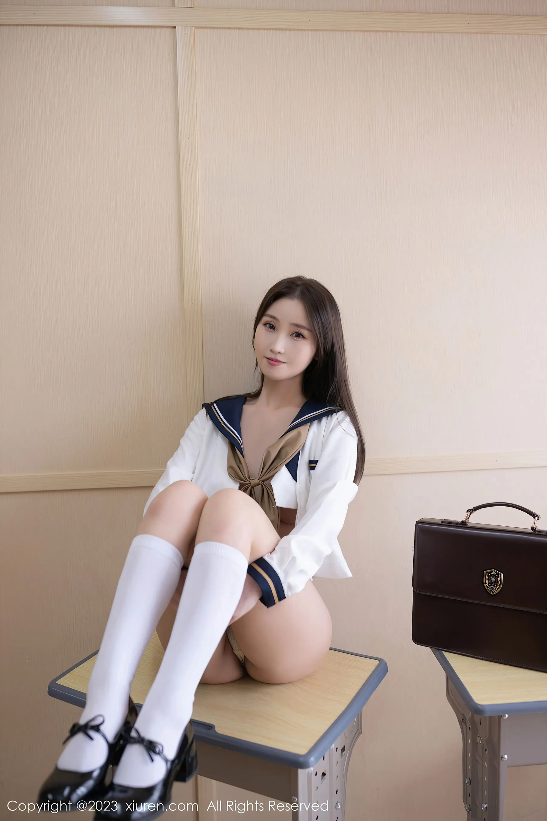  秀人网 No.6709 杏子Yada 新人制服第7张