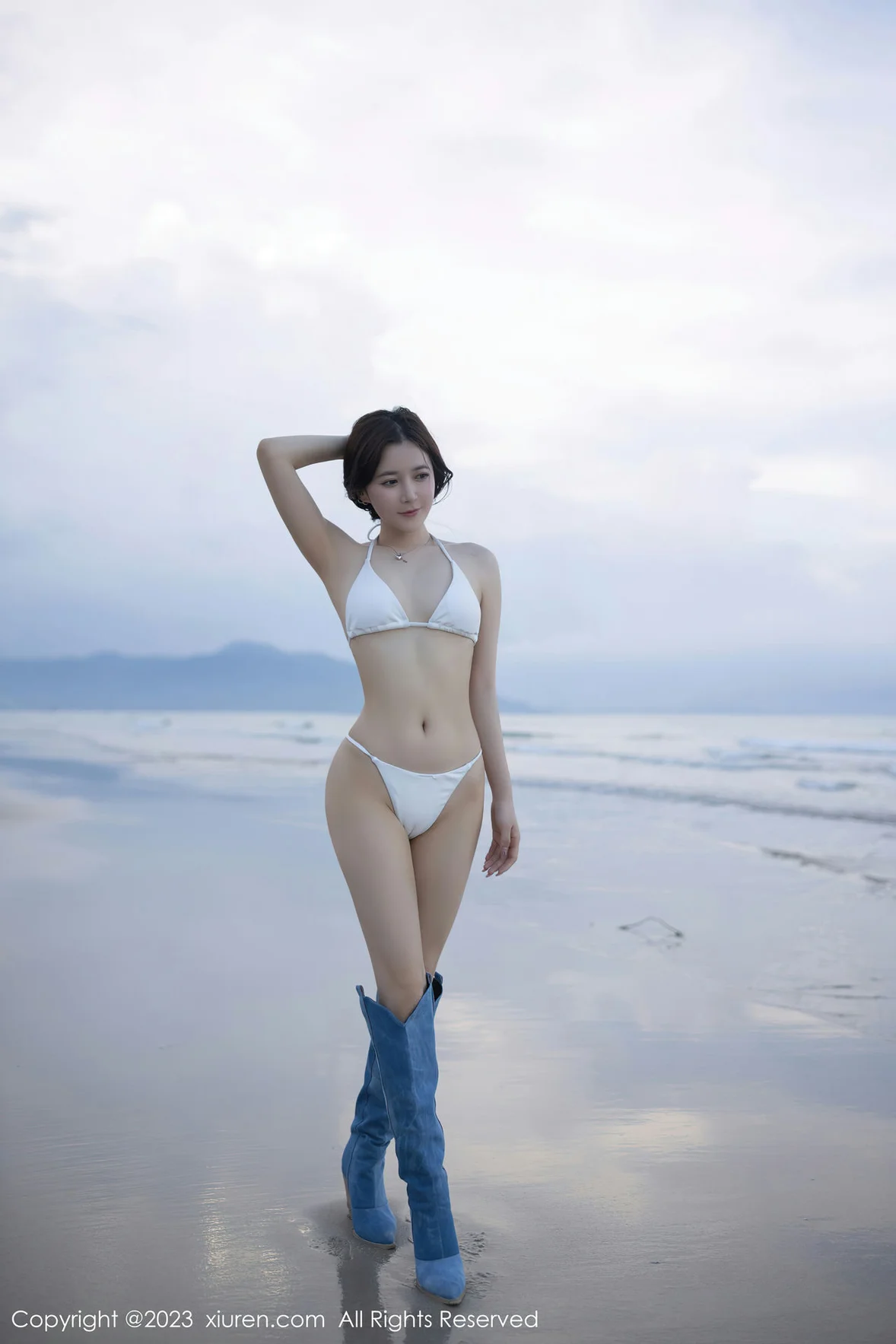  XiuRen 秀人 No.6852 鱼子酱Fish 白色比基尼巴厘岛旅拍1 [81P]第6张