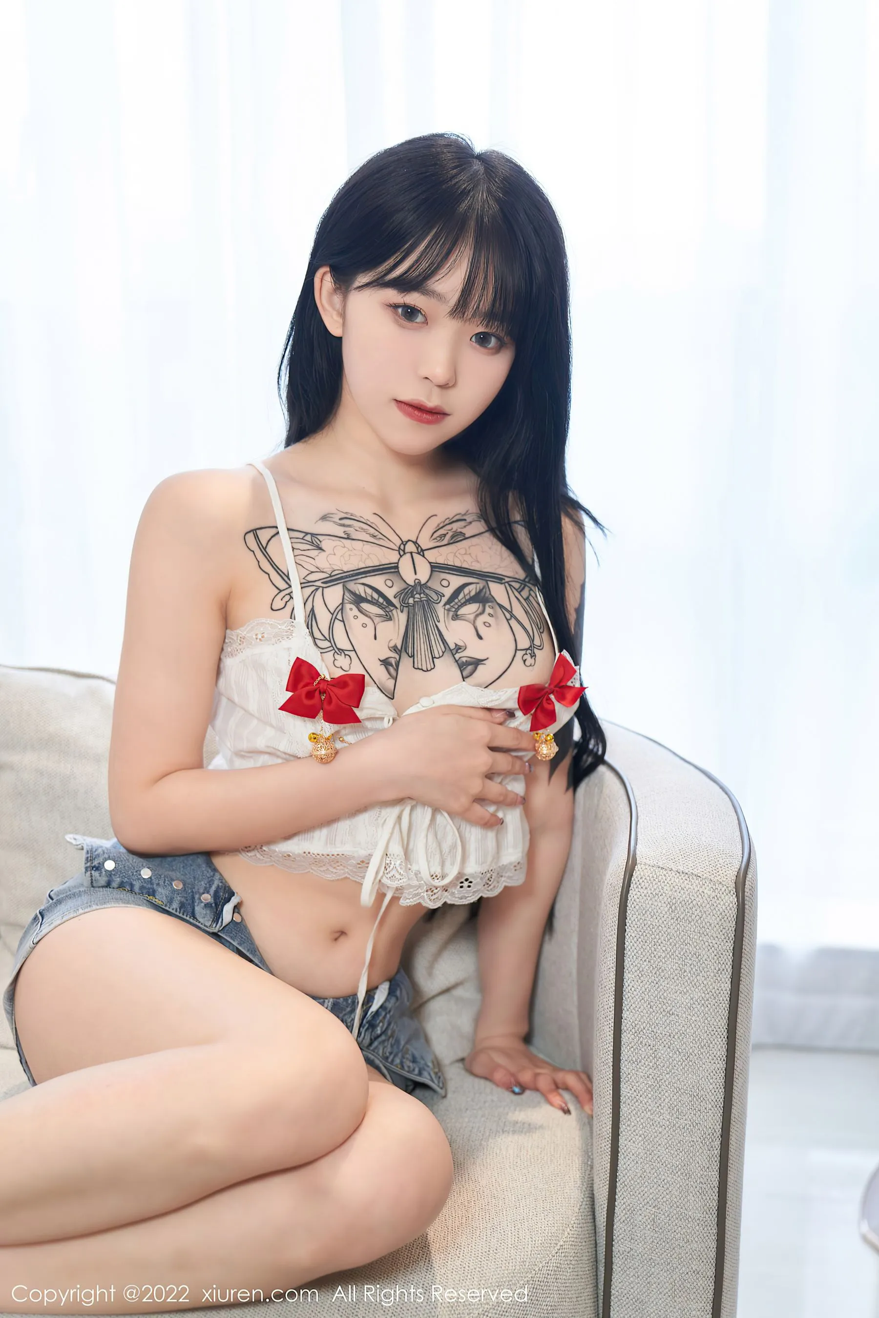 秀人网 No.5124 奶瓶. 牛仔裤美腿第4张