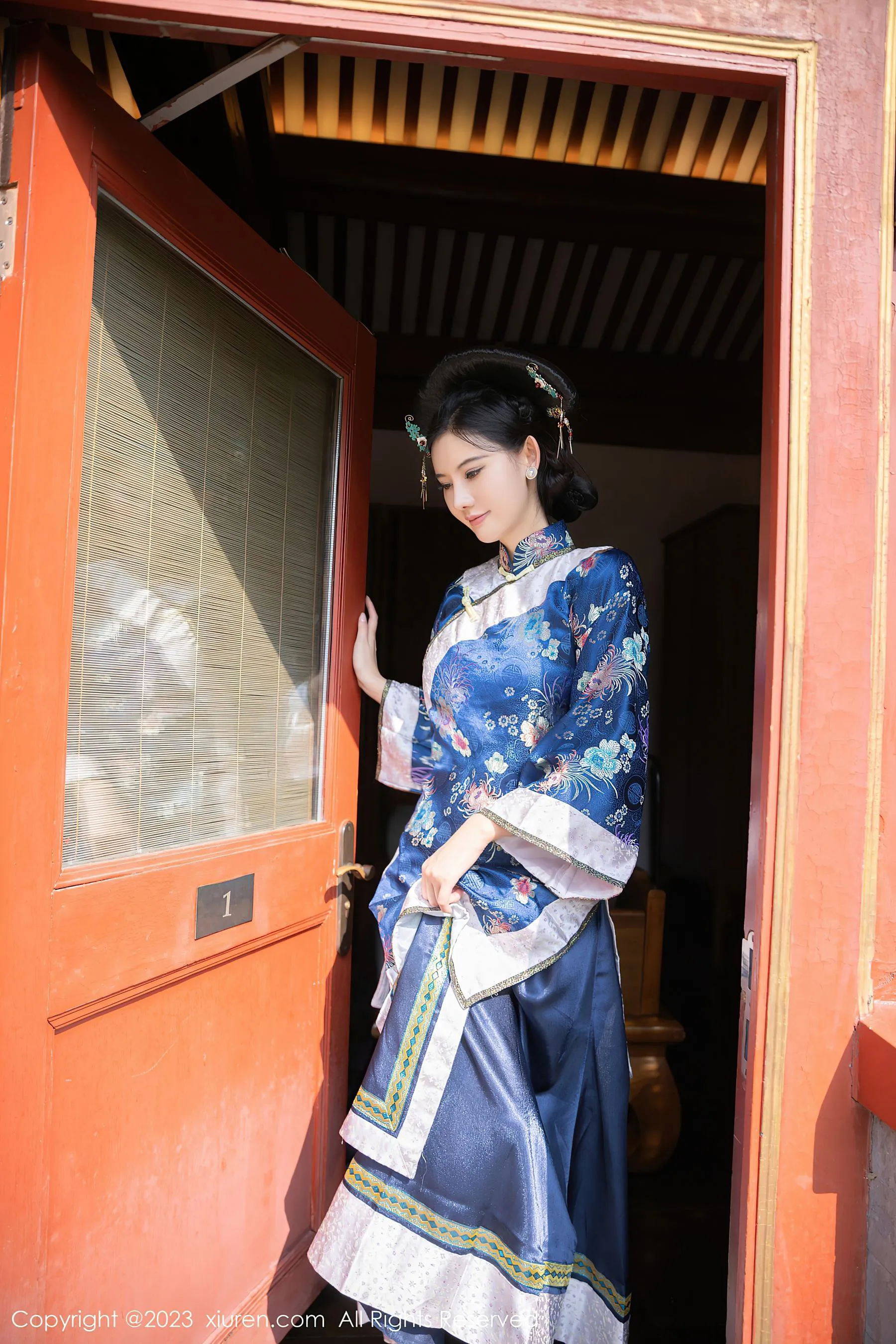 秀人网 No.6398 就是阿朱啊第24张