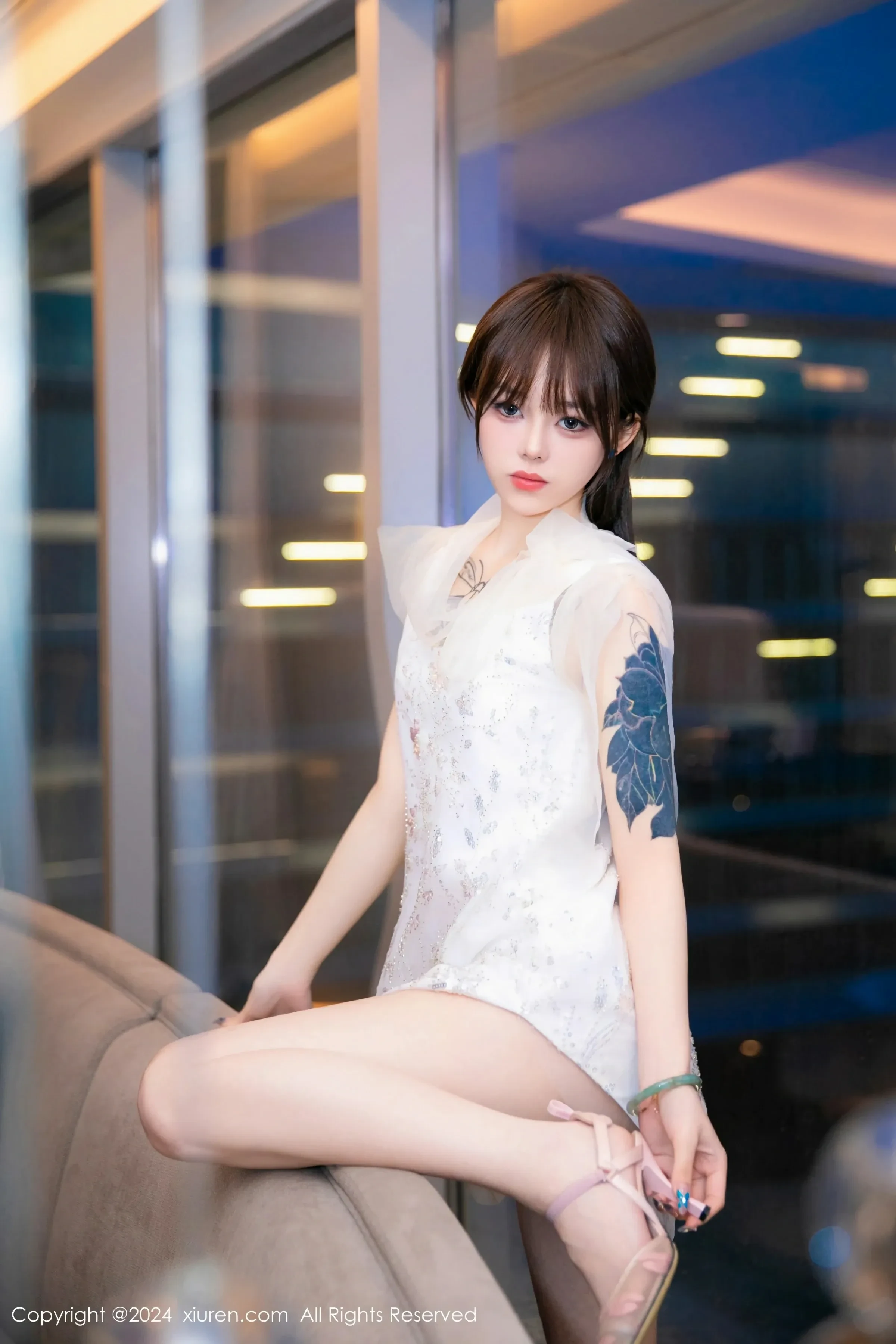  XiuRen 秀人 No.8696 奶瓶. [81P]第3张