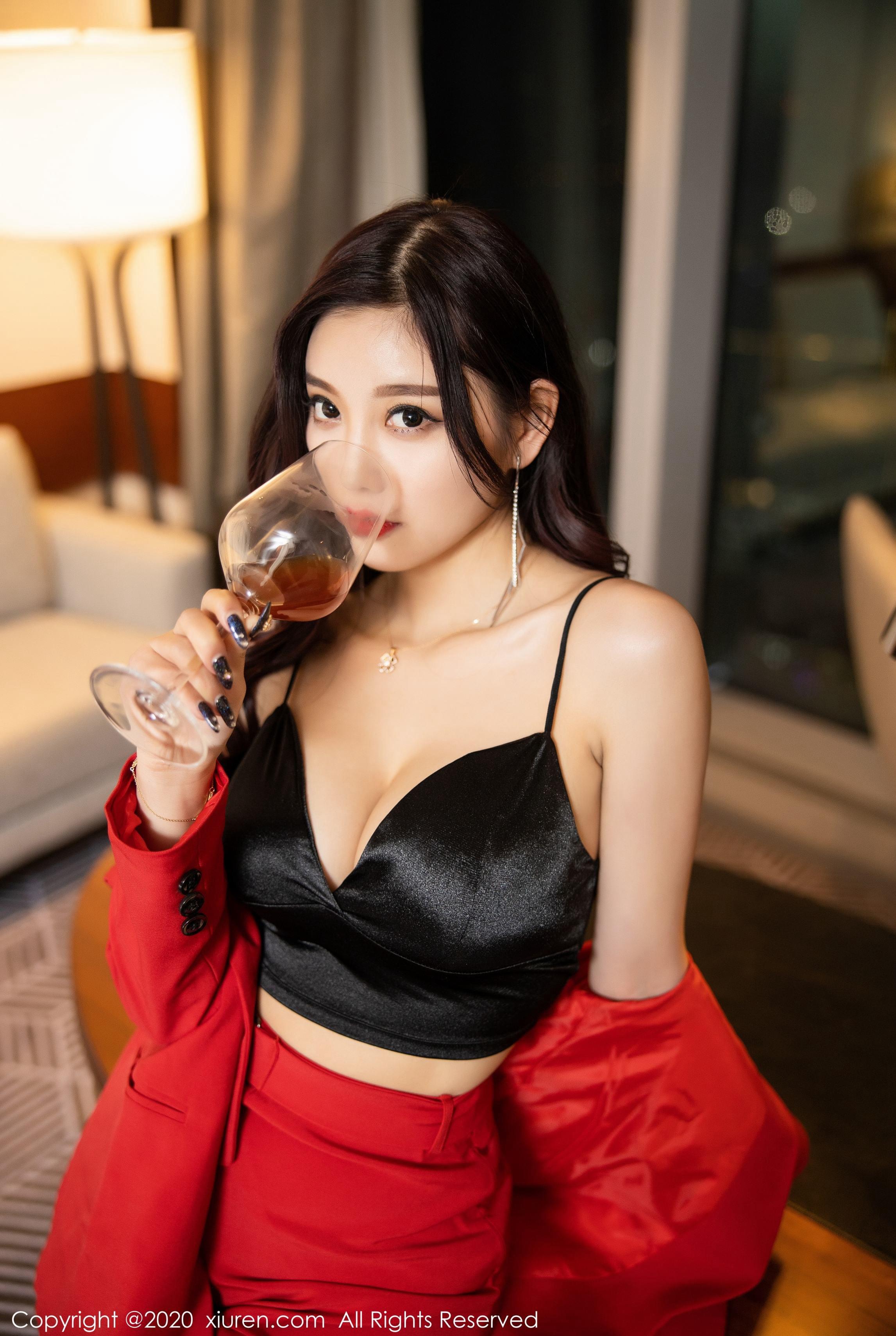 XIUREN秀人网 NO.2122 杨晨晨sugar第9张