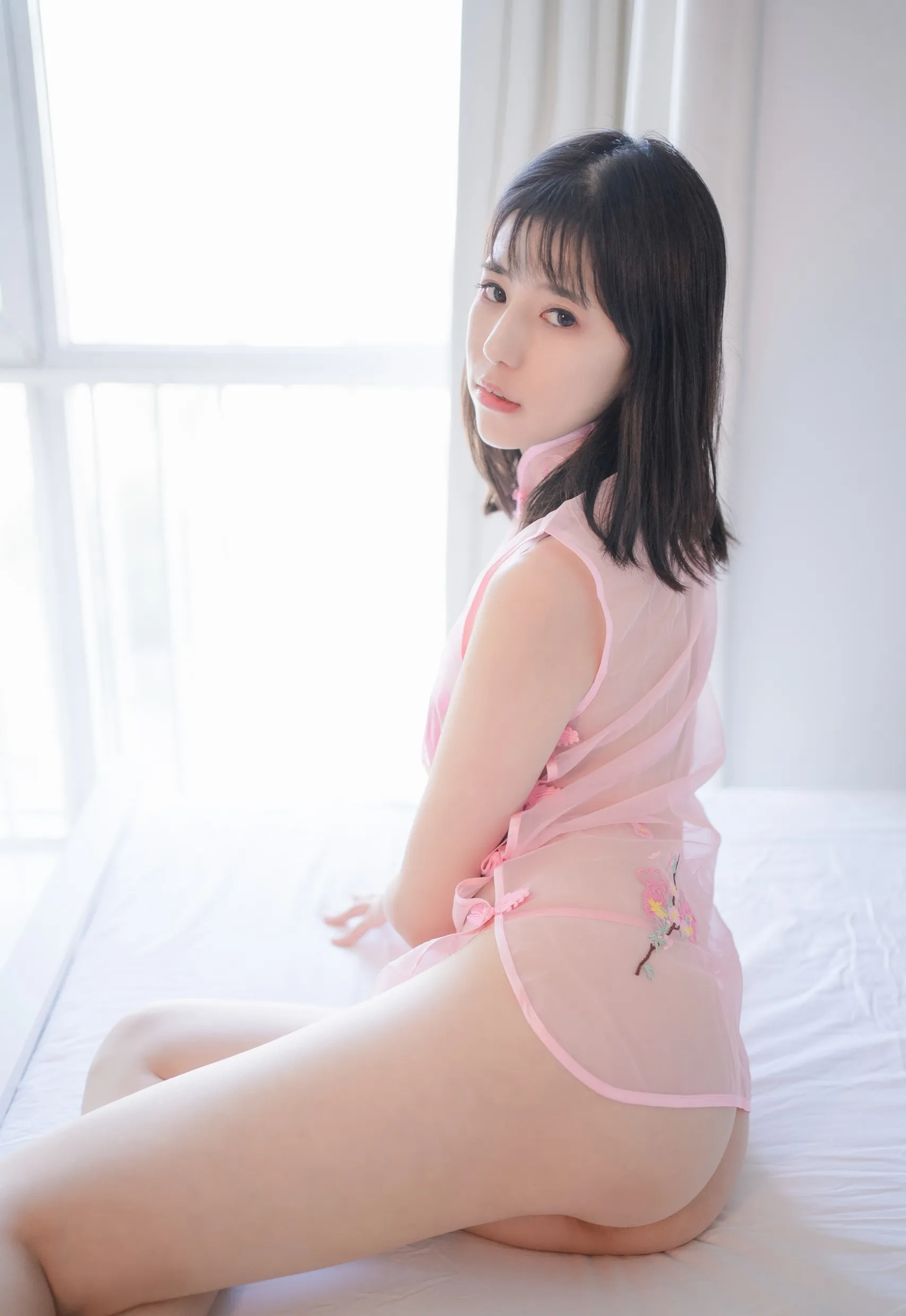 XIUREN秀人网 N0.1791 艾栗栗栗栗栗栗吖第1张