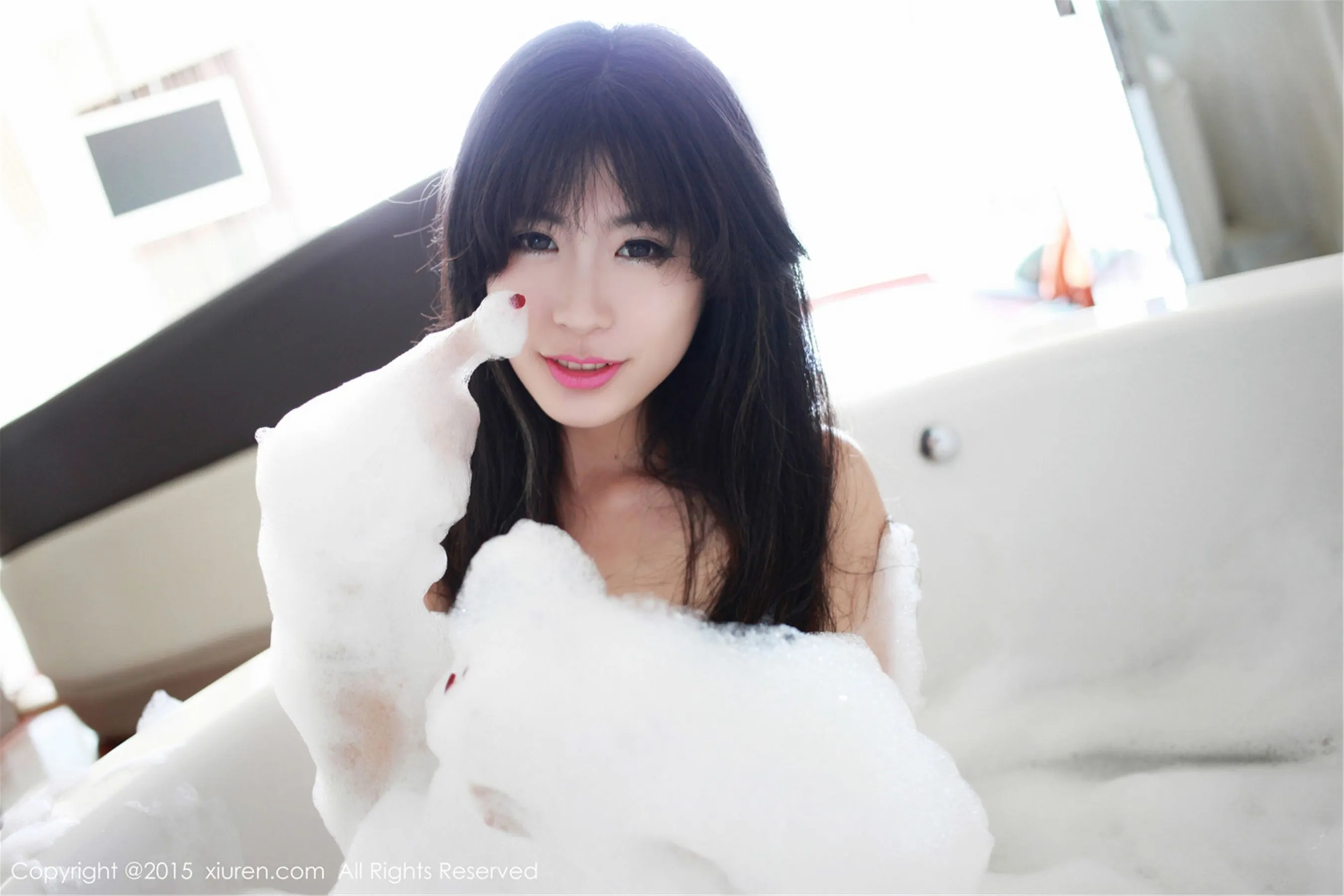  刘雪妮Verna《旅拍图片合辑》 秀人网 No.277第5张