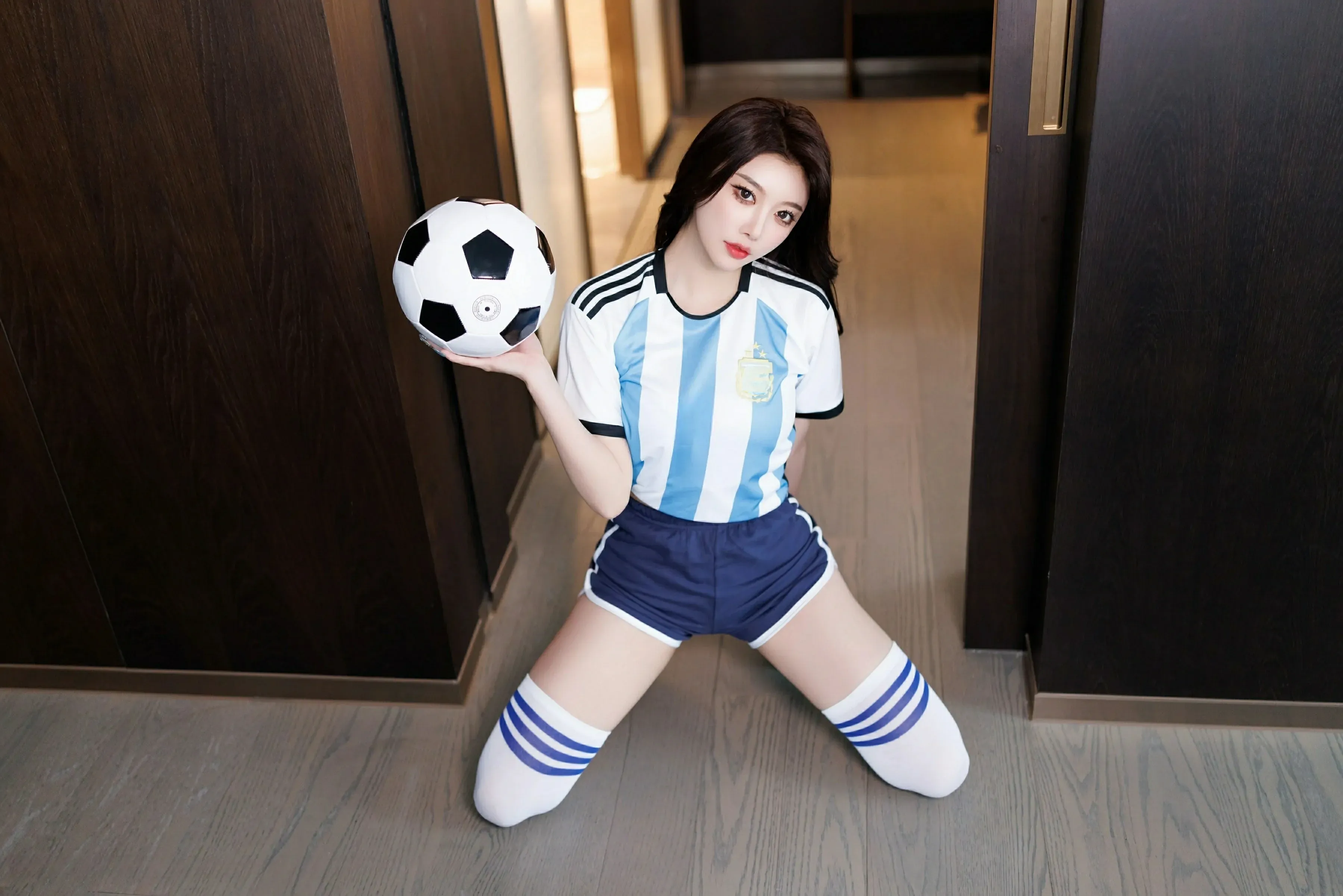  XiuRen 秀人 No.9706 杨晨晨Yome [99P]第2张