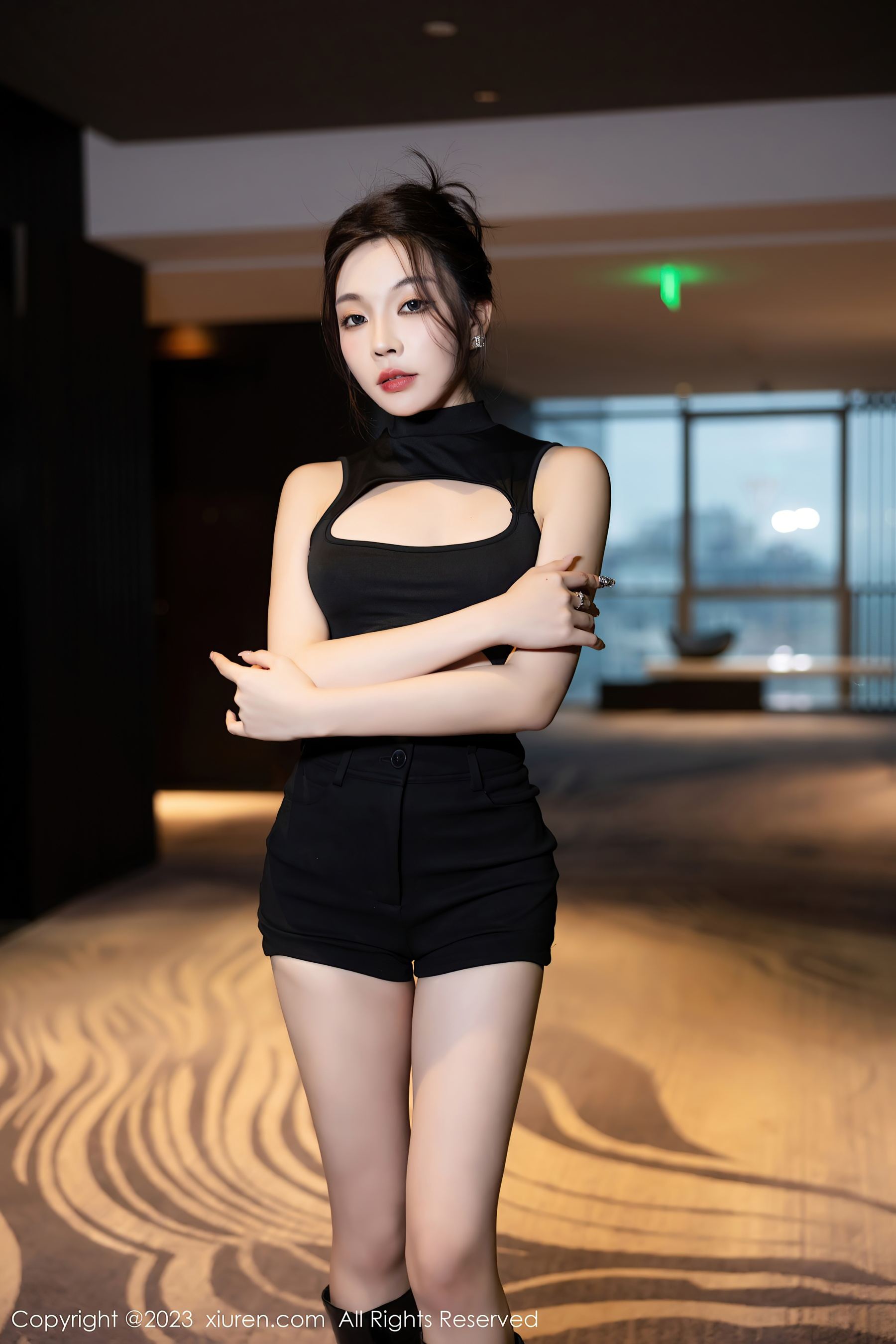  XiuRen 秀人 No.7432 徐莉芝Booty 美腿短裙第12张