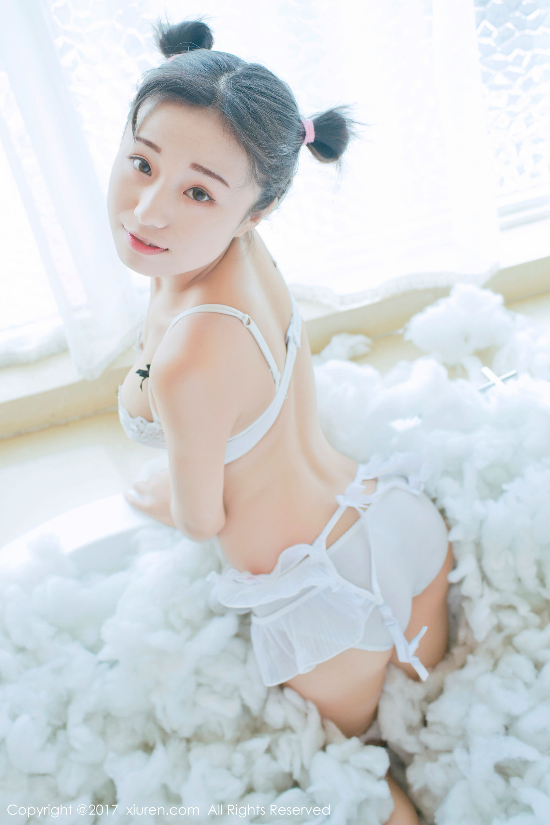 仓井优香《白色蕾丝吊带系列+连体日系高中体操服》 XiuRen 秀人网 NO.805第1张
