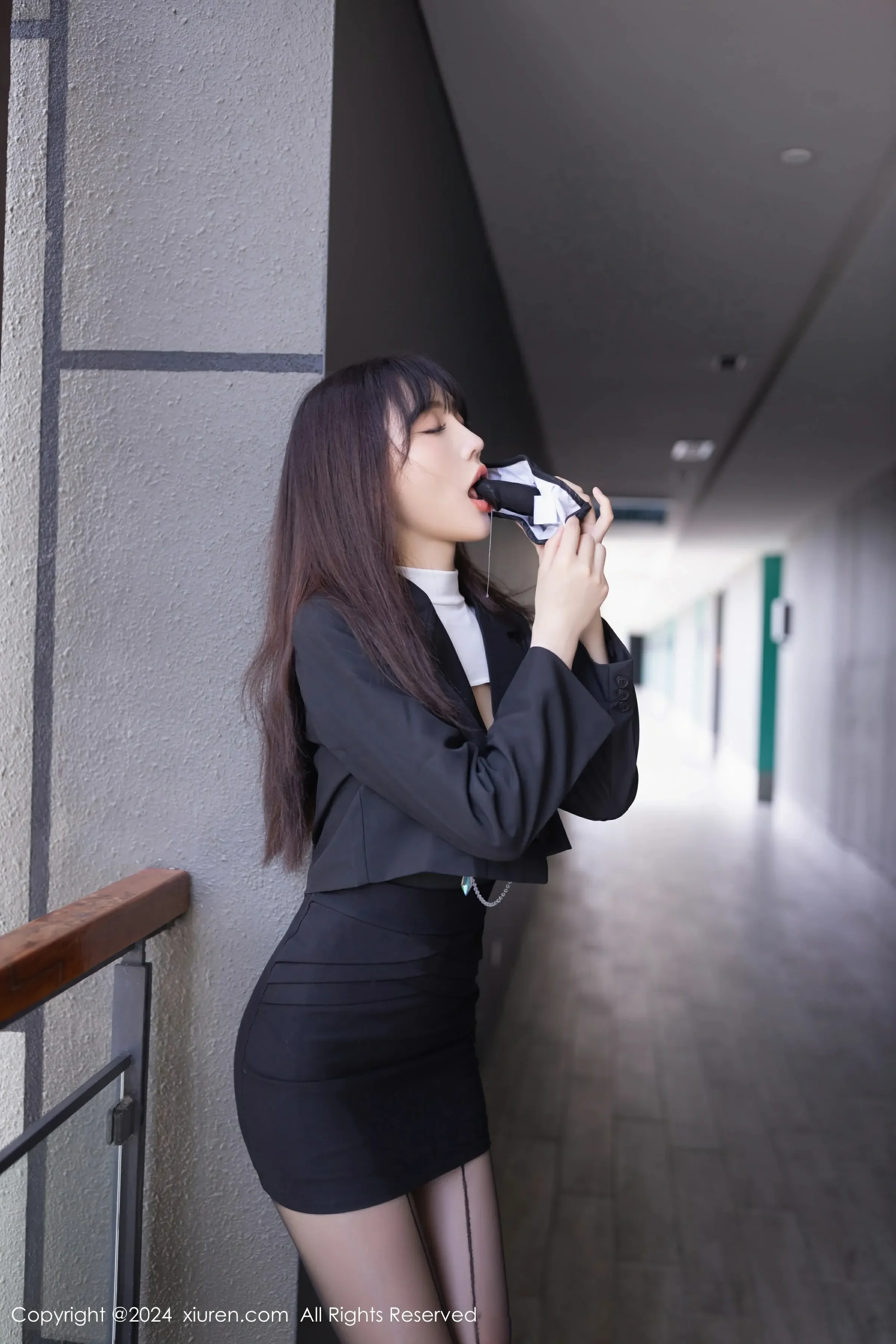  XiuRen 秀人 No.8627 陆萱萱 [80P]第1张