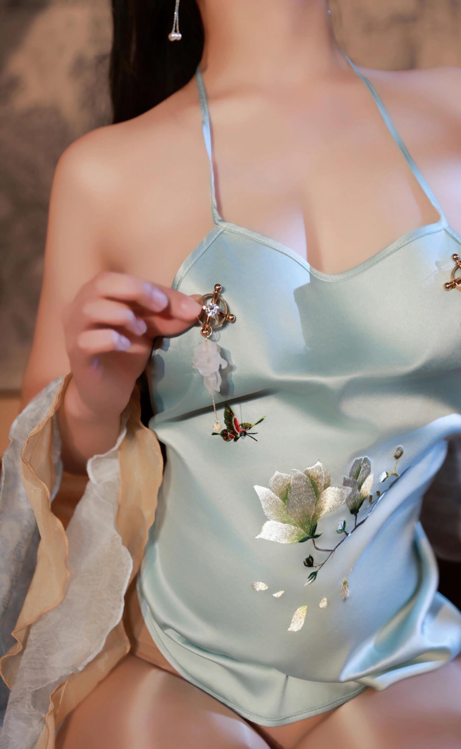  秀人网 No.10835 南乔 [75P]第22张