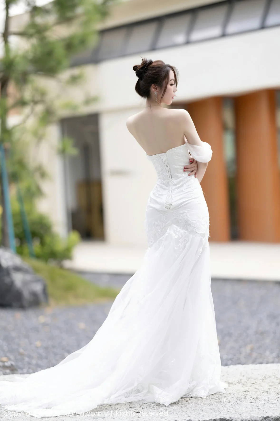  XiuRen 秀人 No.7310 梦心玥 白色婚纱服饰安吉旅拍 [84P]第5张