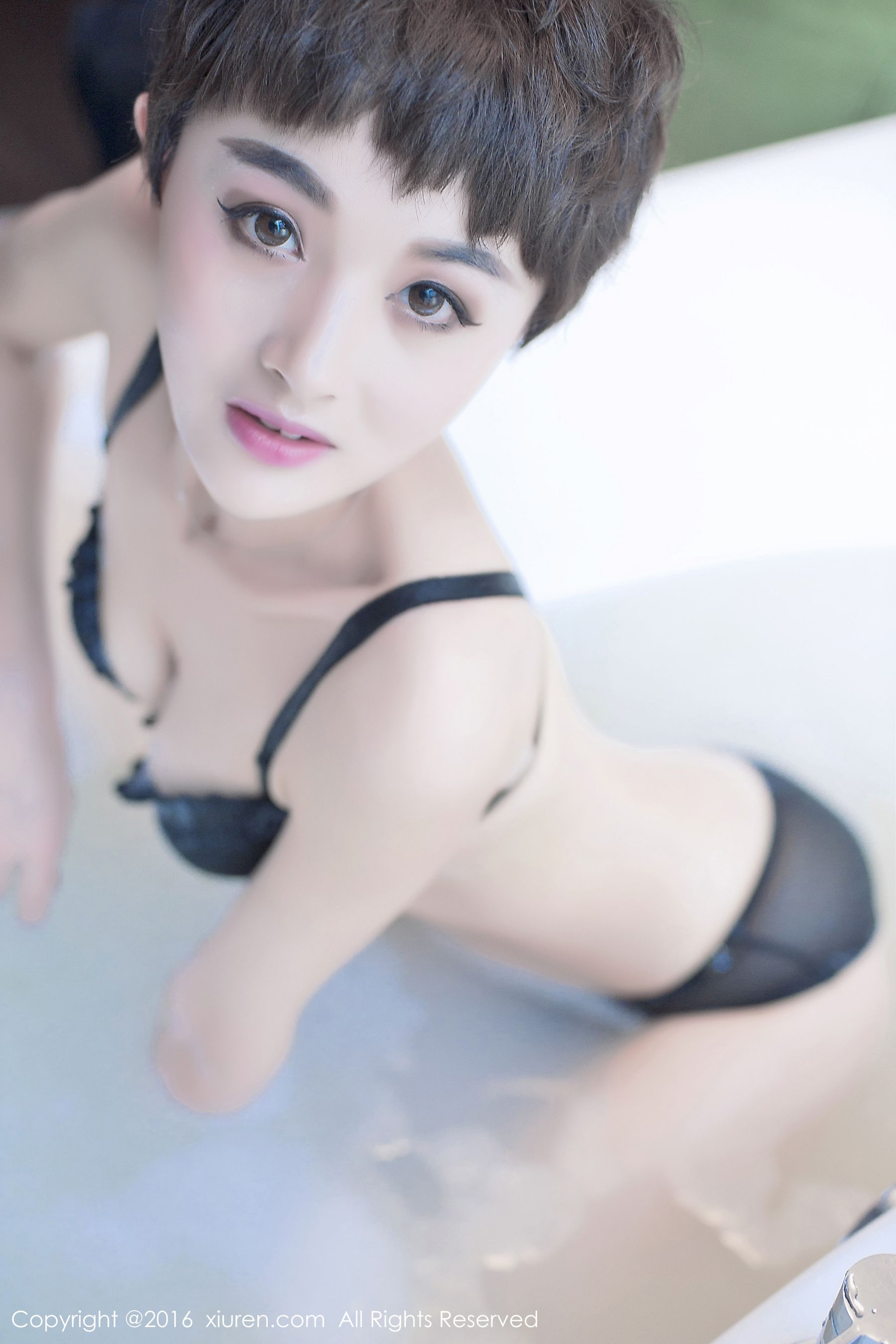 baby_kiki《真实美女空姐的休闲时光》 秀人网 No.657第7张